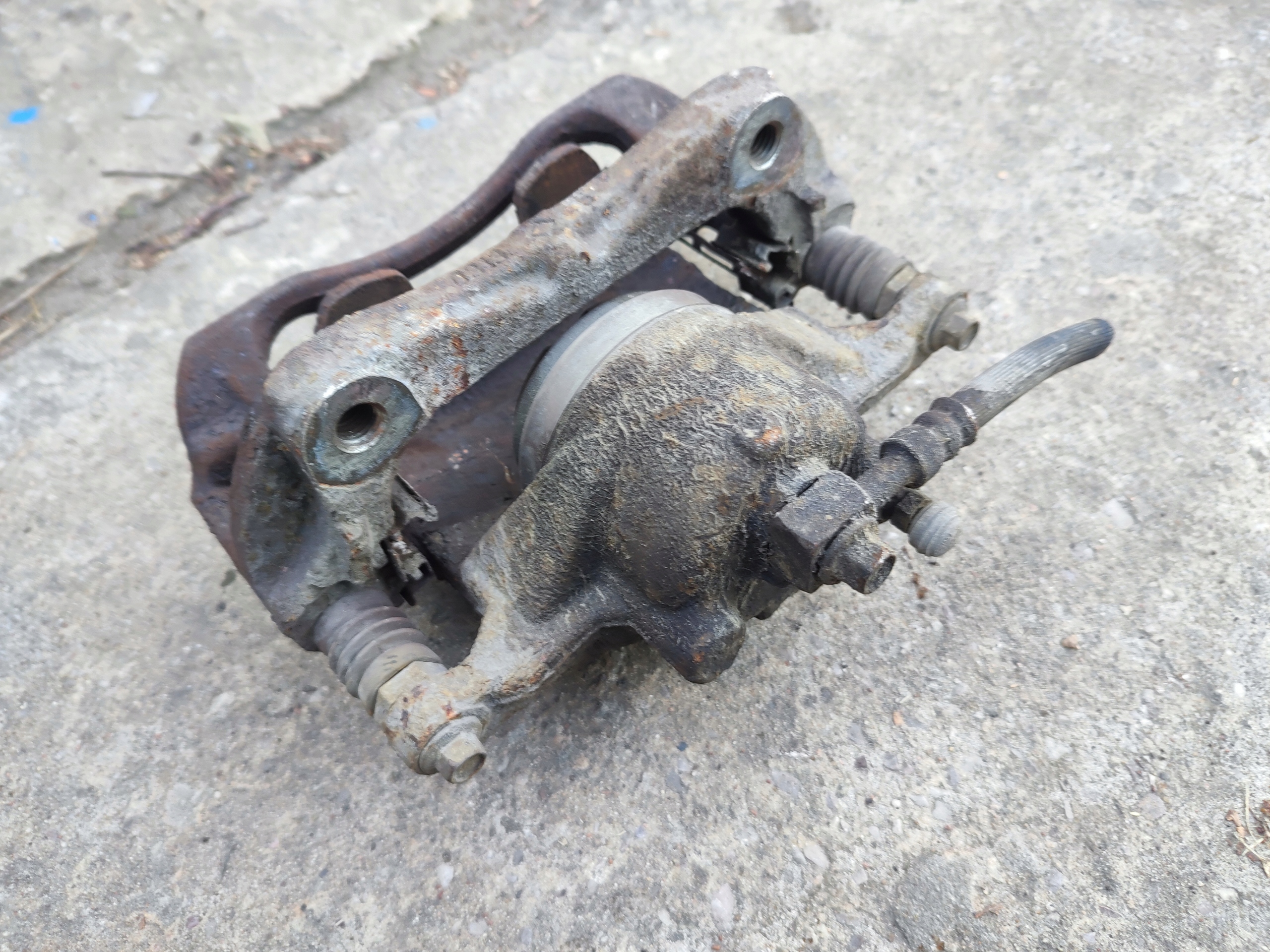caliper brake left front left front opel astra J