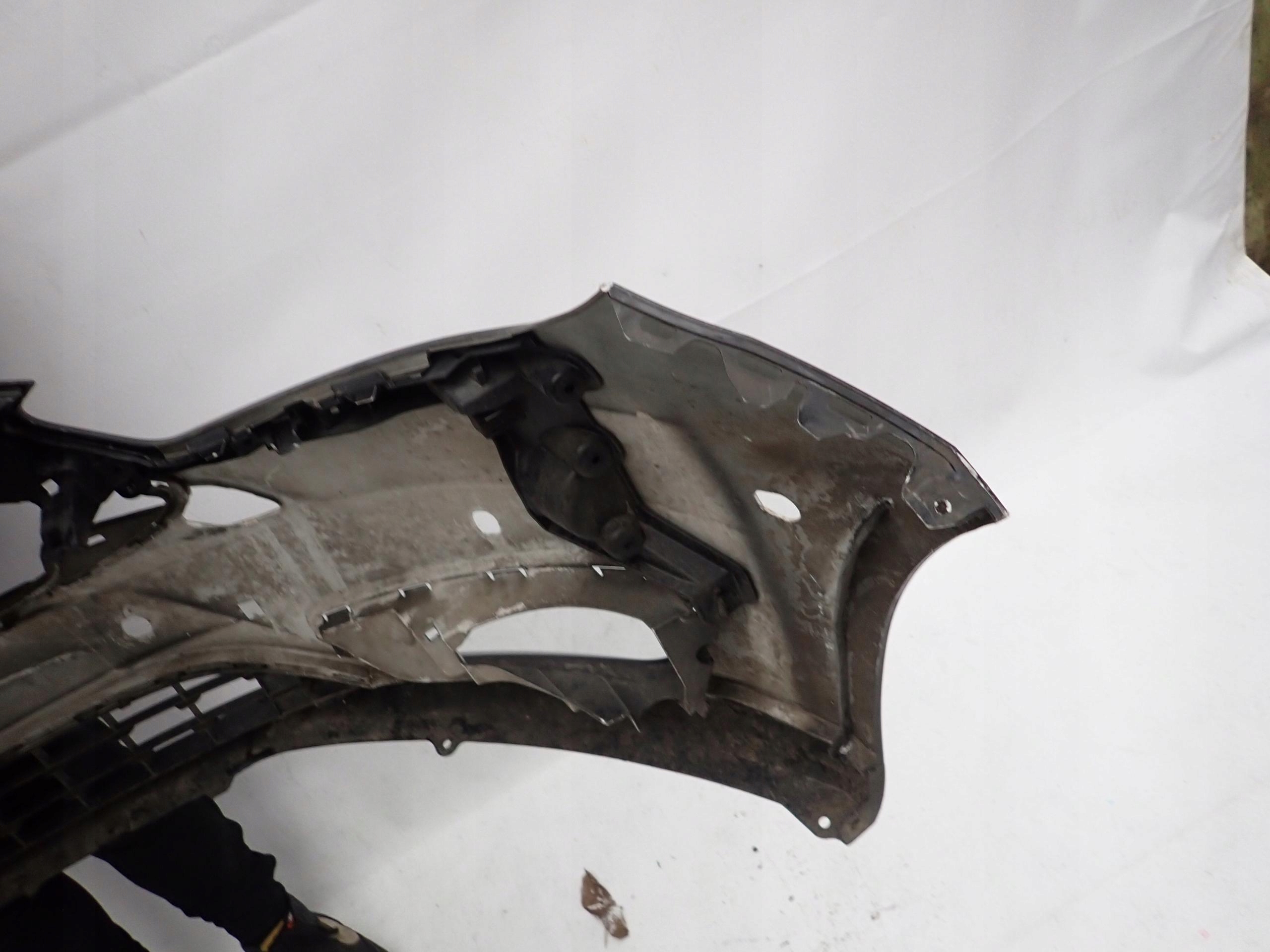 FORD FOCUS III MK3 LIFT 2014-2018 PDC nárazník předek přední