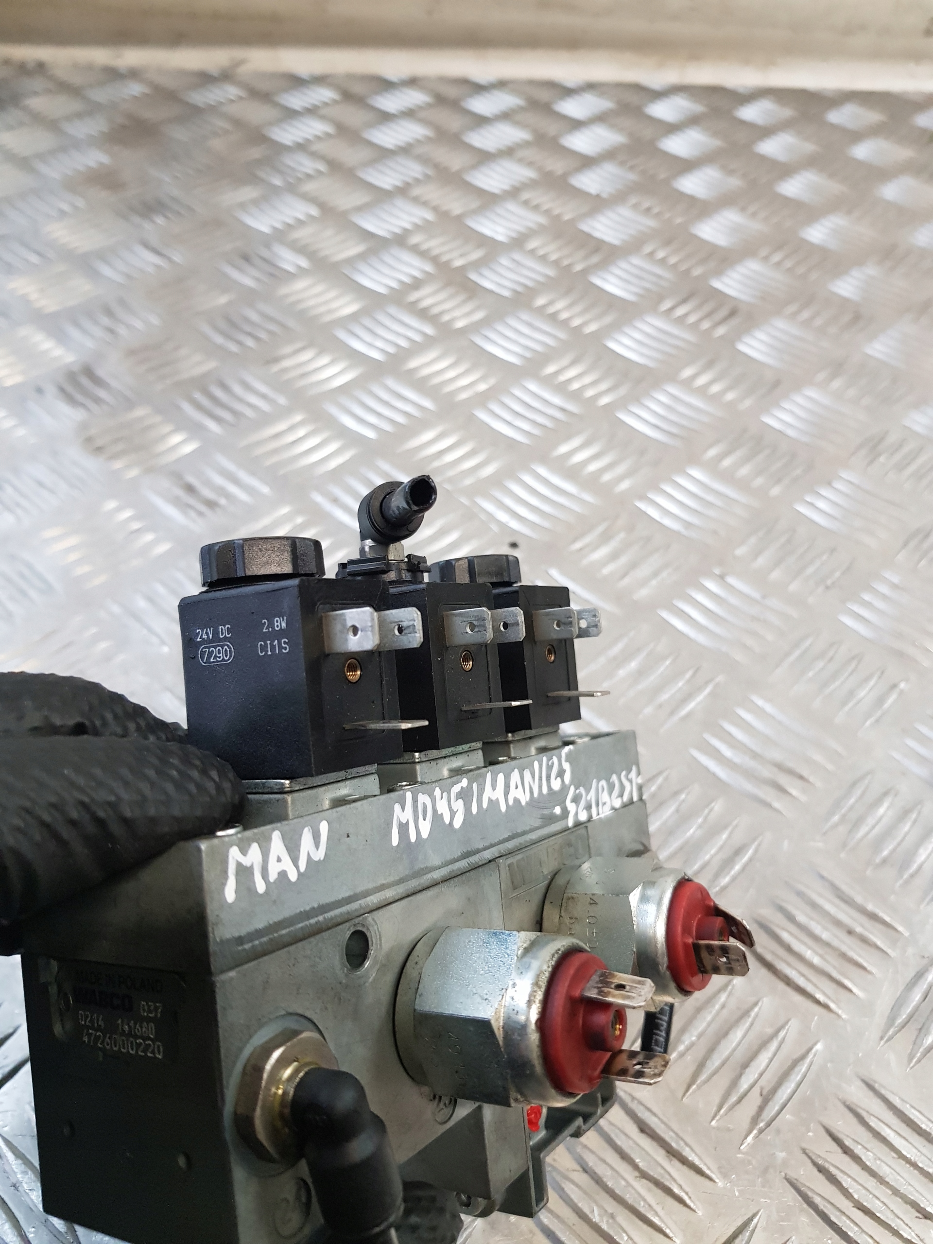 Sensor MAGNETYCZNY OTWIERANIA Tür WABCO 4726000220