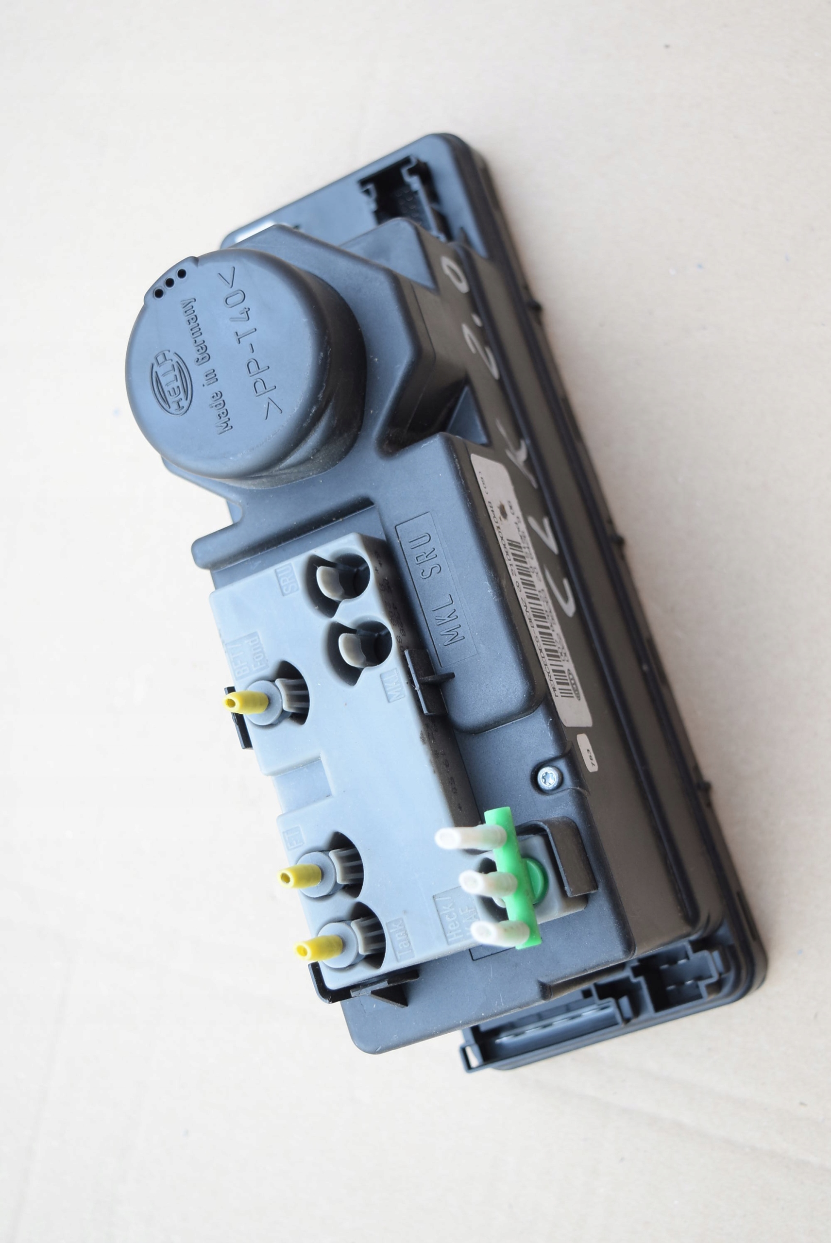 2108001048 - MERCEDES W208 W210 насос центрального замка