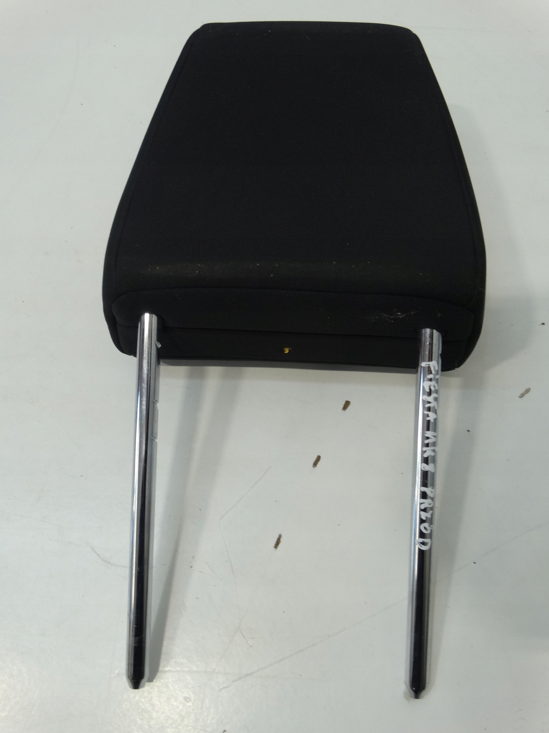 rest seat left right front front FORD FIESTA MK8