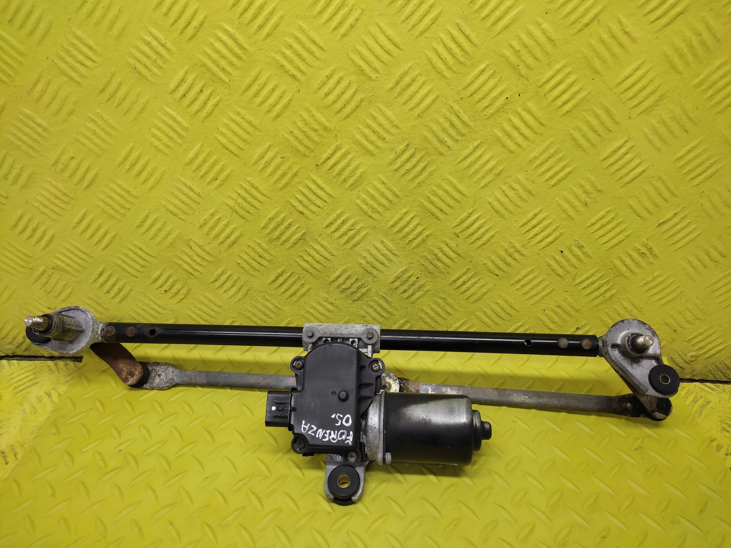 SUZUKI FORENZA wiper mechanism front