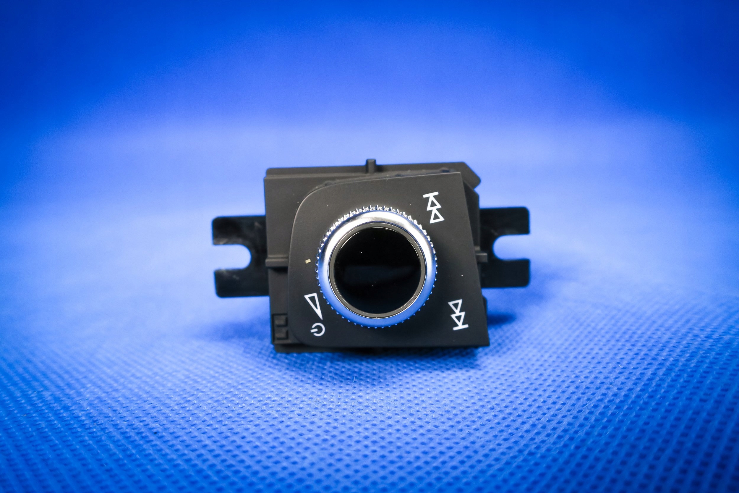 Regulator Pomello glosnosci Audi A4 A5 8W 8W1919616