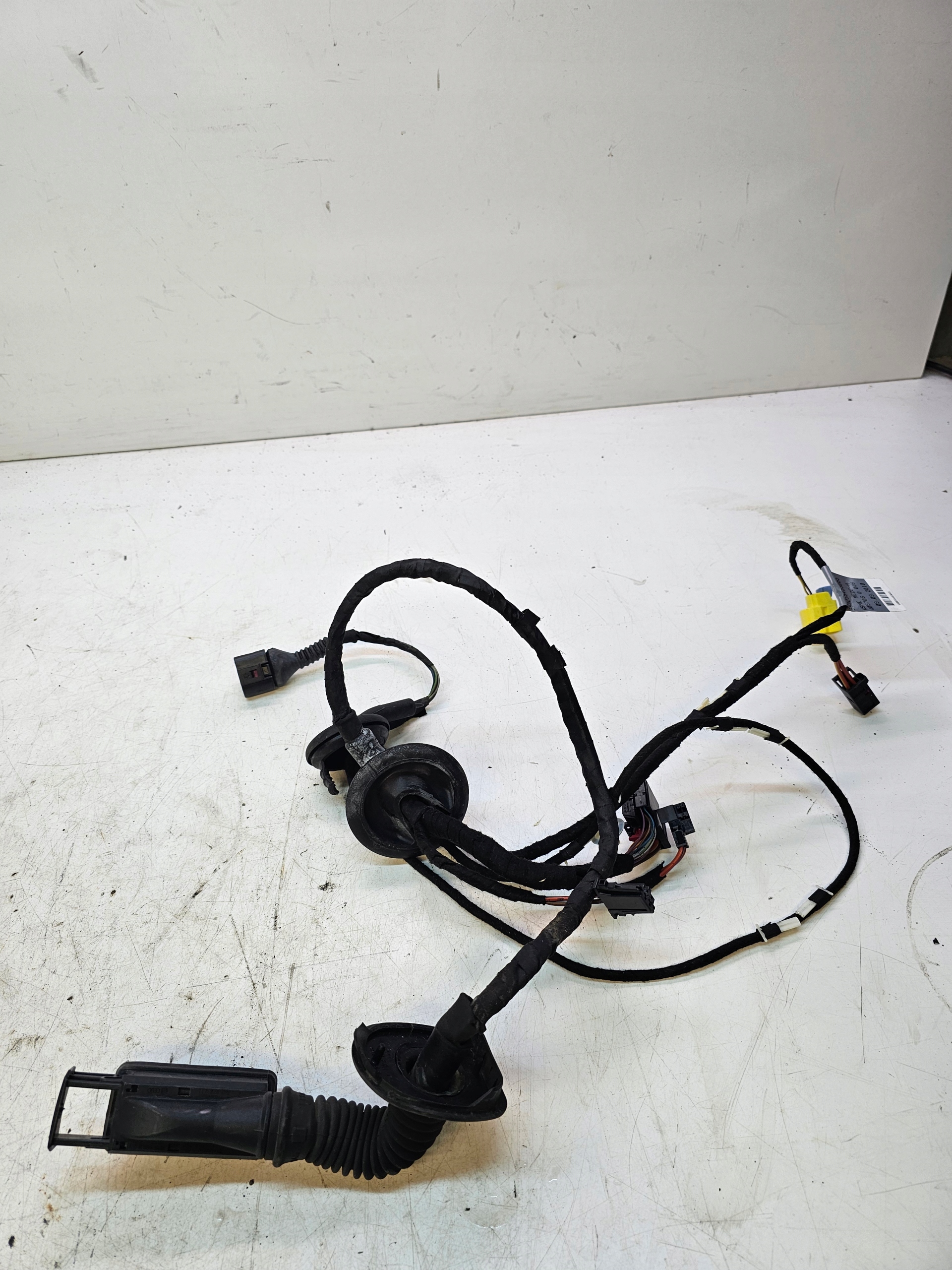 bundle door left front AUDI A4 B8 8K0971029AB