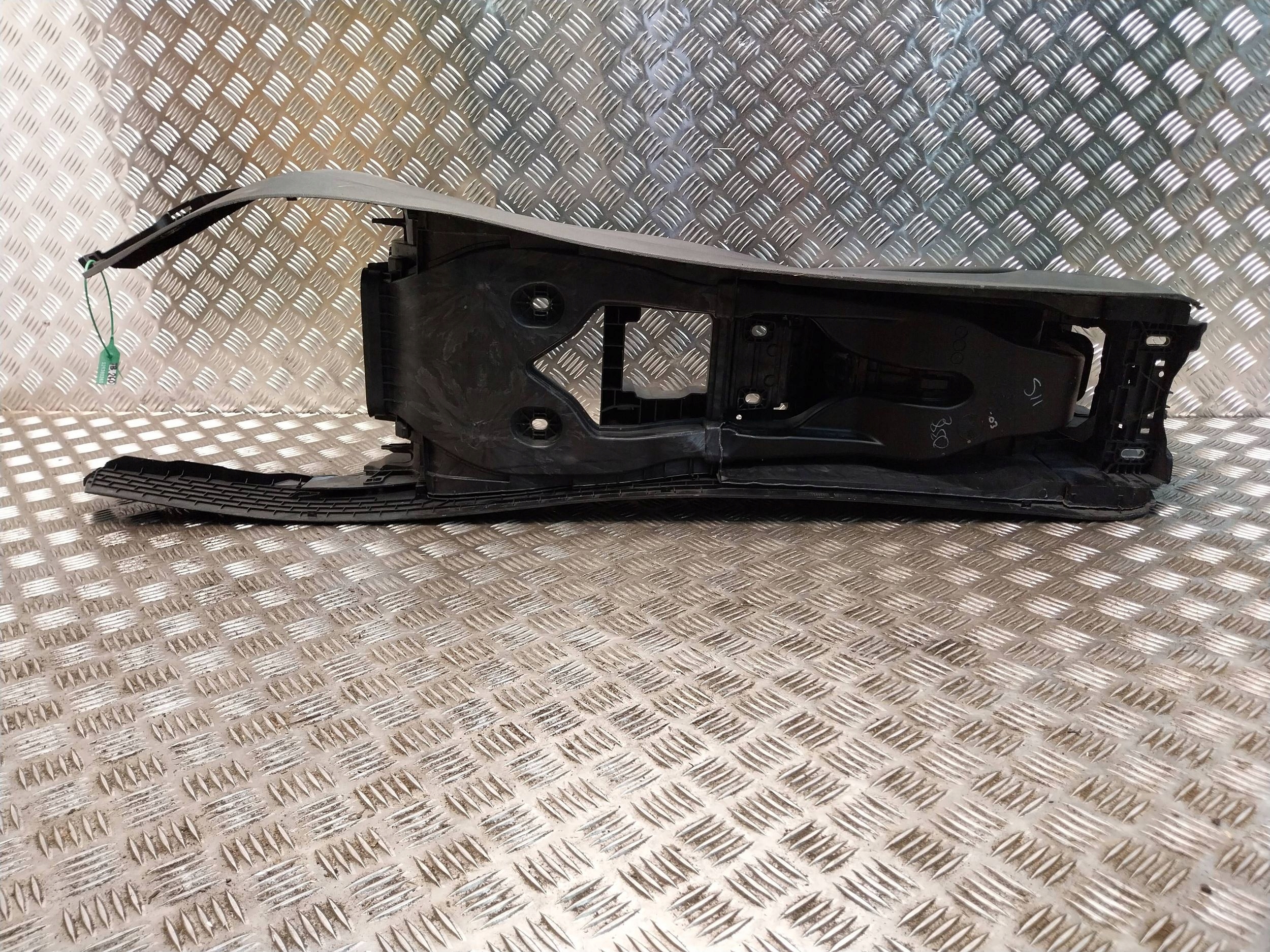 TUNEL armrest leather 9363821 BMW X3 G01 X4 G02