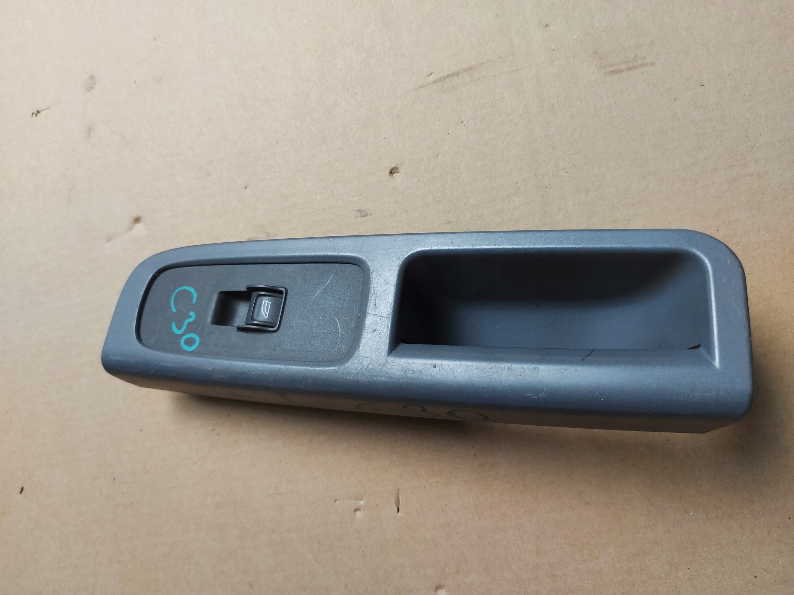 switch PANEL handle door PRAWYCH VOLVO C-30 C30 OE EU