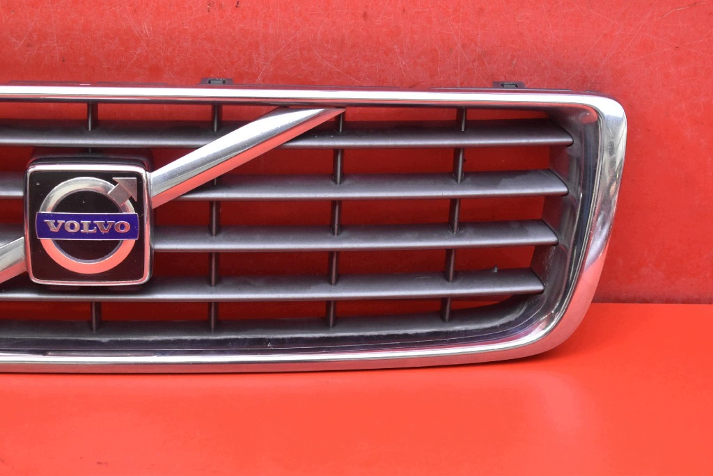 front PREKLADgrill grey CHROM 30764070 VOLVO S80 2 II 06-09