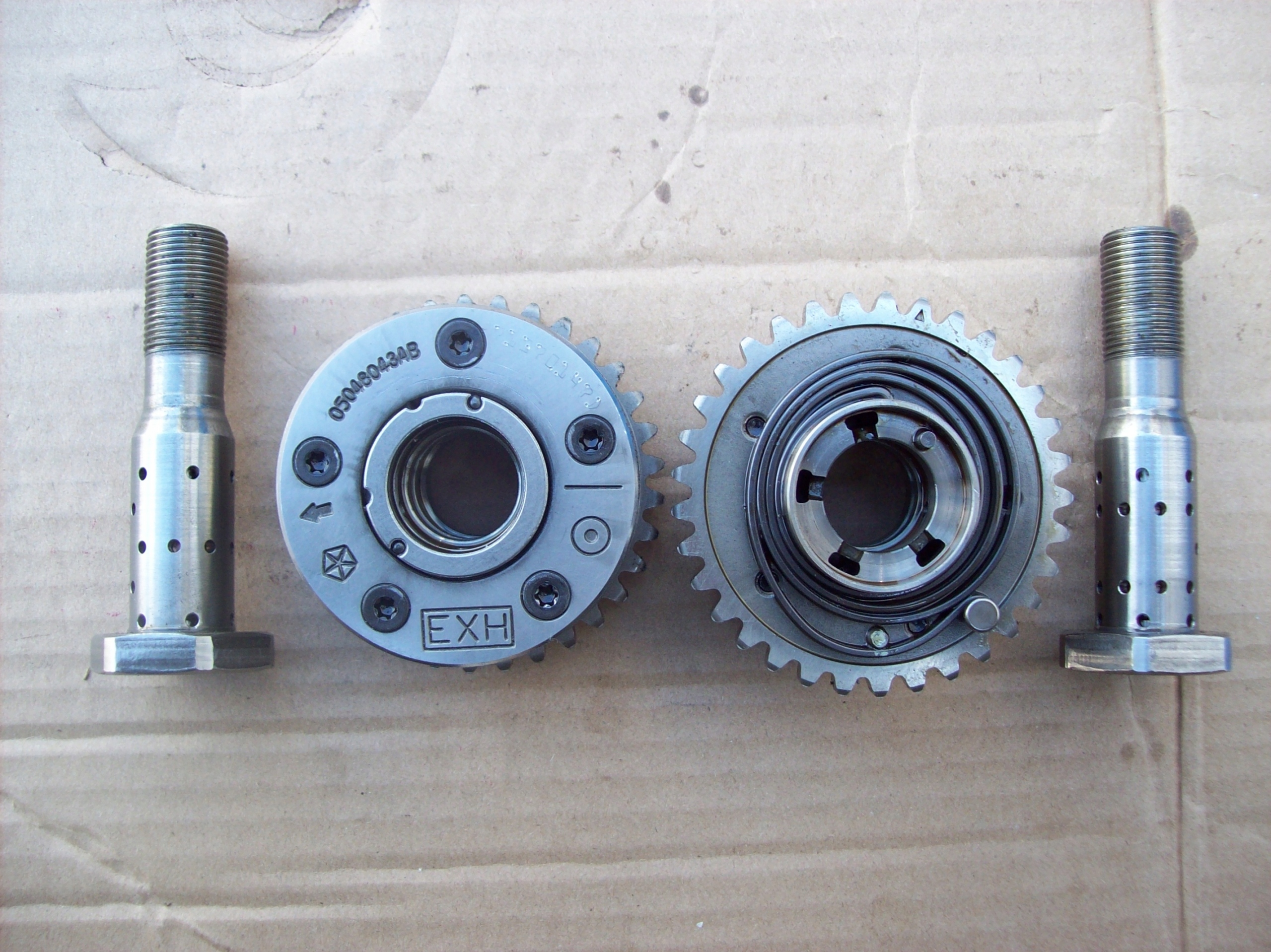 05048043AB - JEEP GRAND CHEROKEE 3.6 WK2 VANOS ВАРИАТОР