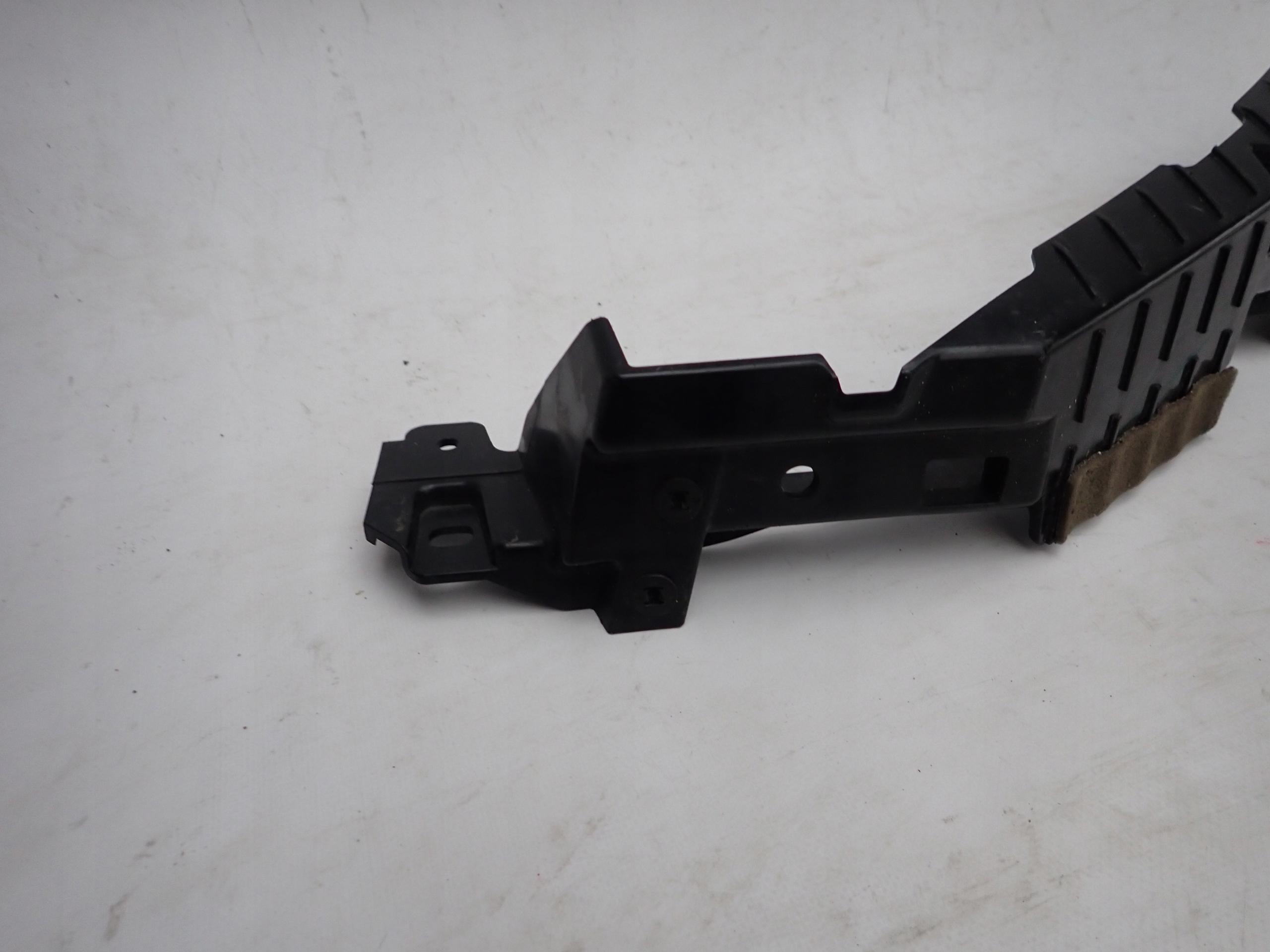 FORD RANGER V LIFT 19- support lights left front JB3B-17A870-A