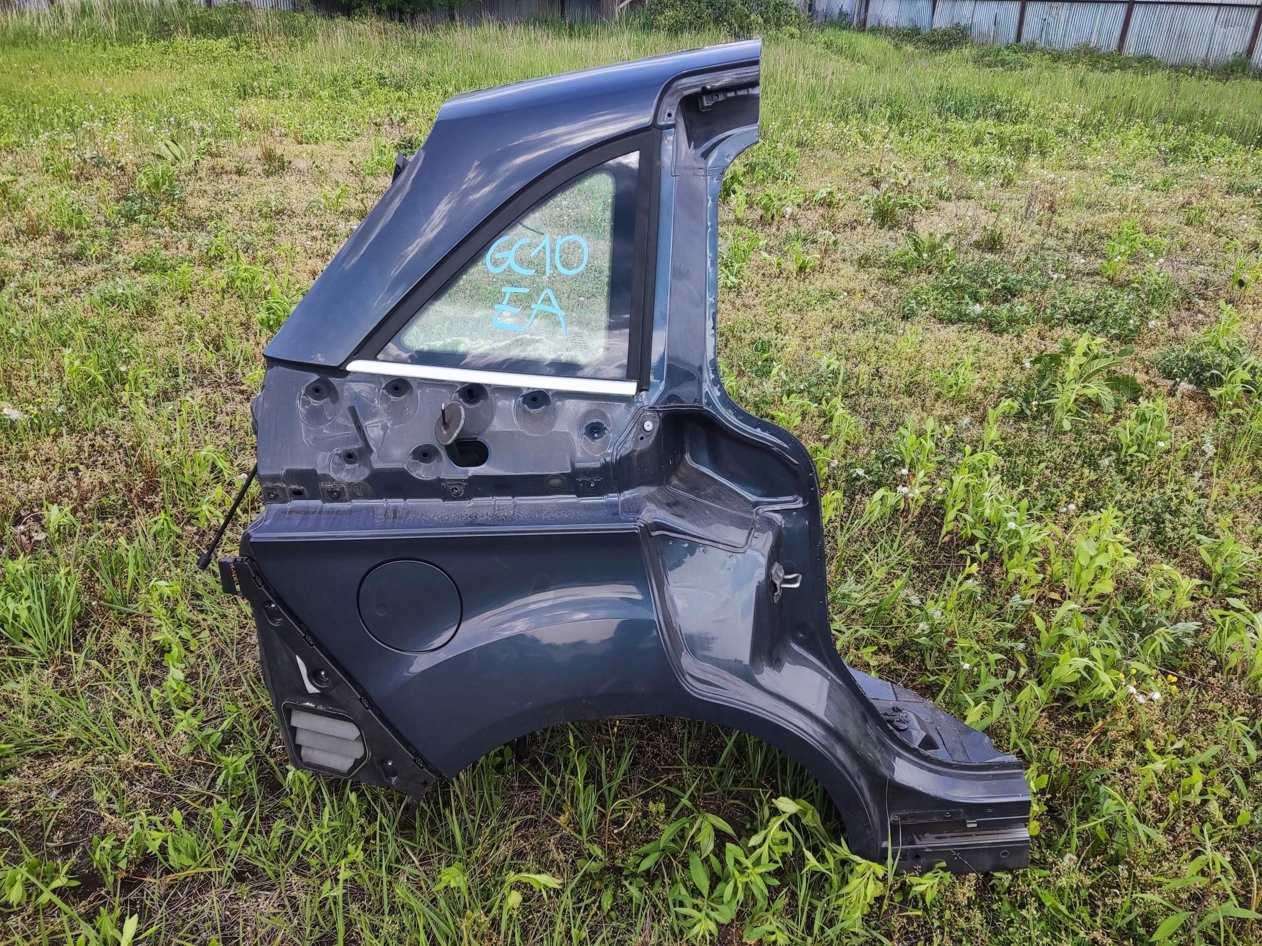 GRAND C-MAX ПРАВИЙ ЗАДНІЙ КРИЛО ЧЕТВЕРТИНА ШТ