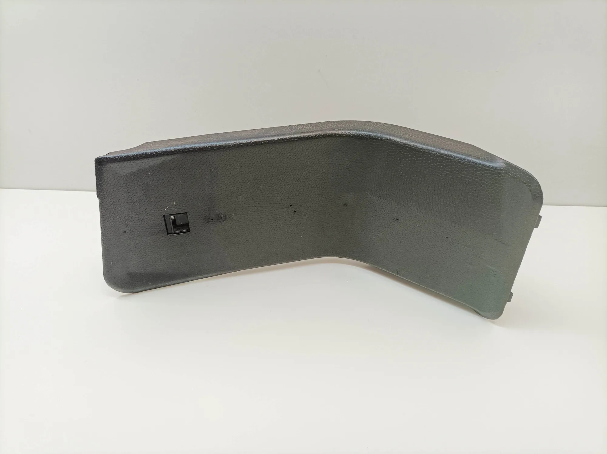 CZĘŚCI LAMP TYLNYCH MERCEDES-BENZ SL (R129) 1298203164 28473004 5.0L