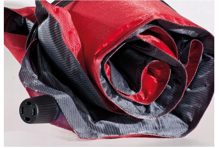 PODUSZKA SAMOPOMPUJĄCA ROCKLAND CZERWONA Marka Rockland