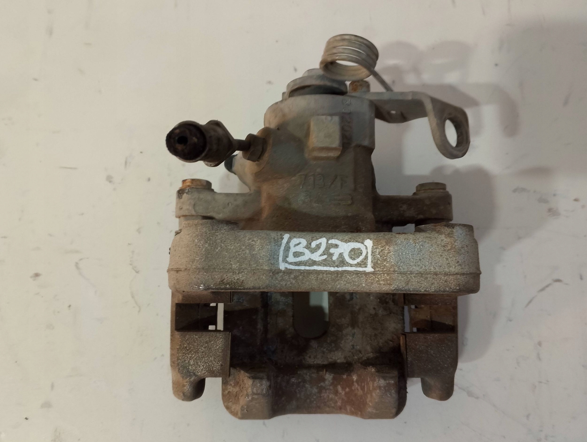 Citroen C3 III caliper brake rear right 802020 (B270)