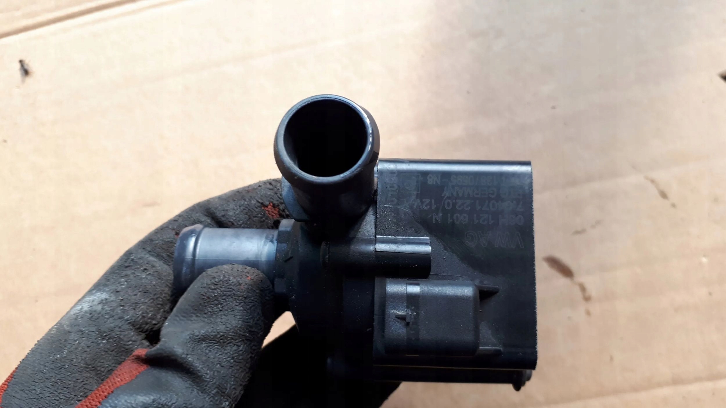 A5 8W Pompa d’acqua 2.0 TFSI 06H121601H A4 B9 8W
