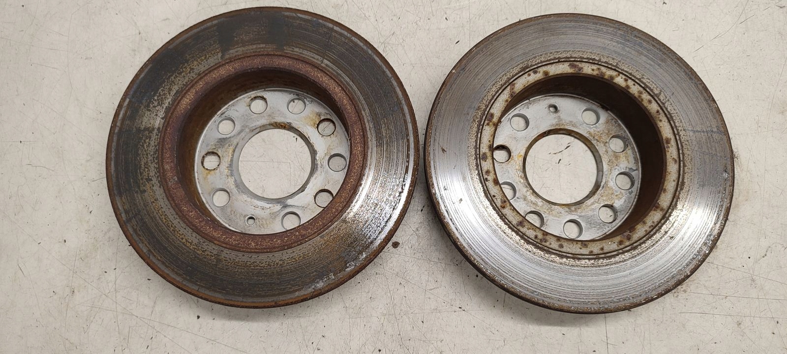 disc brake rear part rear VW Golf plus 1,4 16V