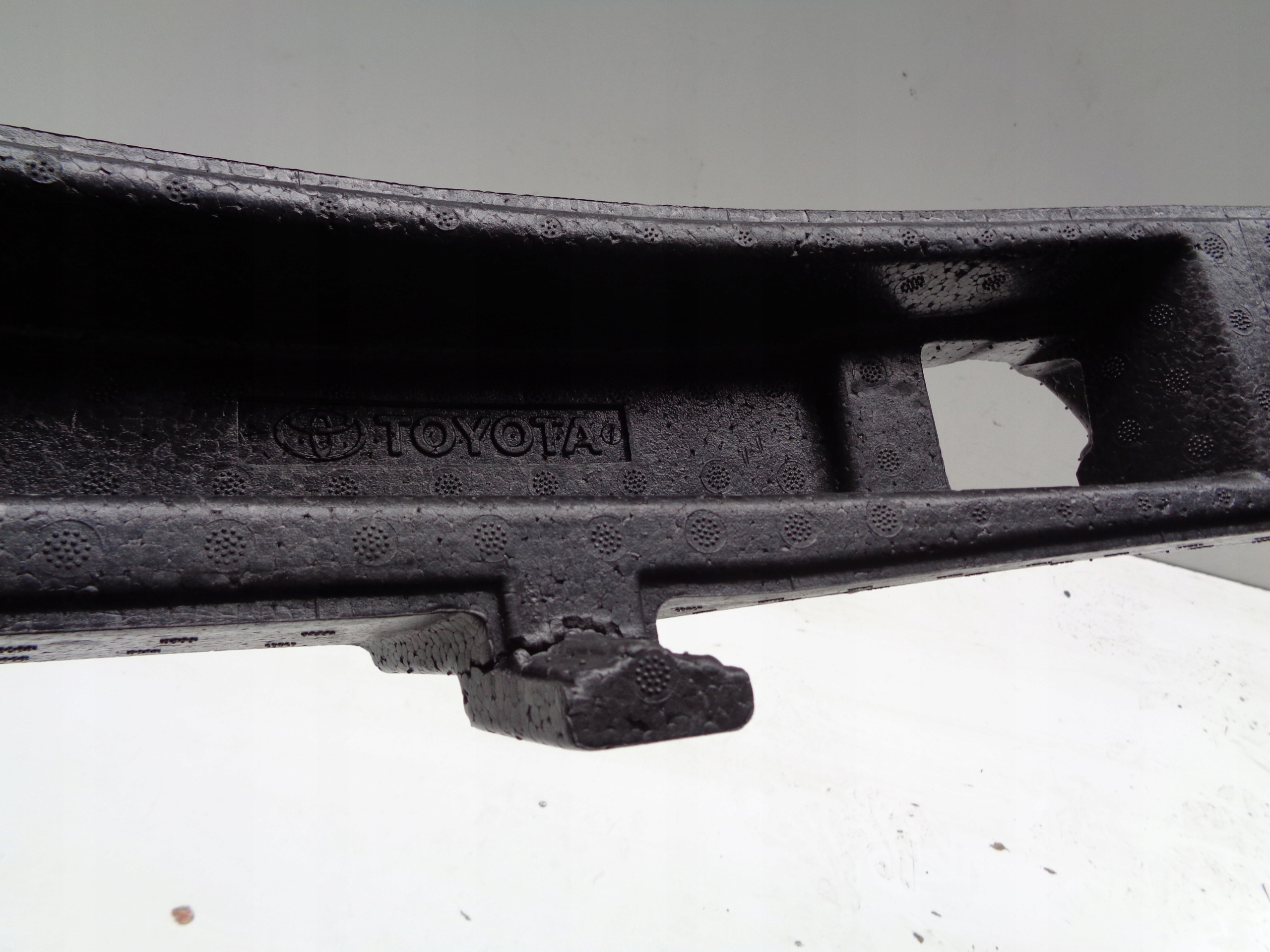 pillar bumper support front MG 4 MG4 22