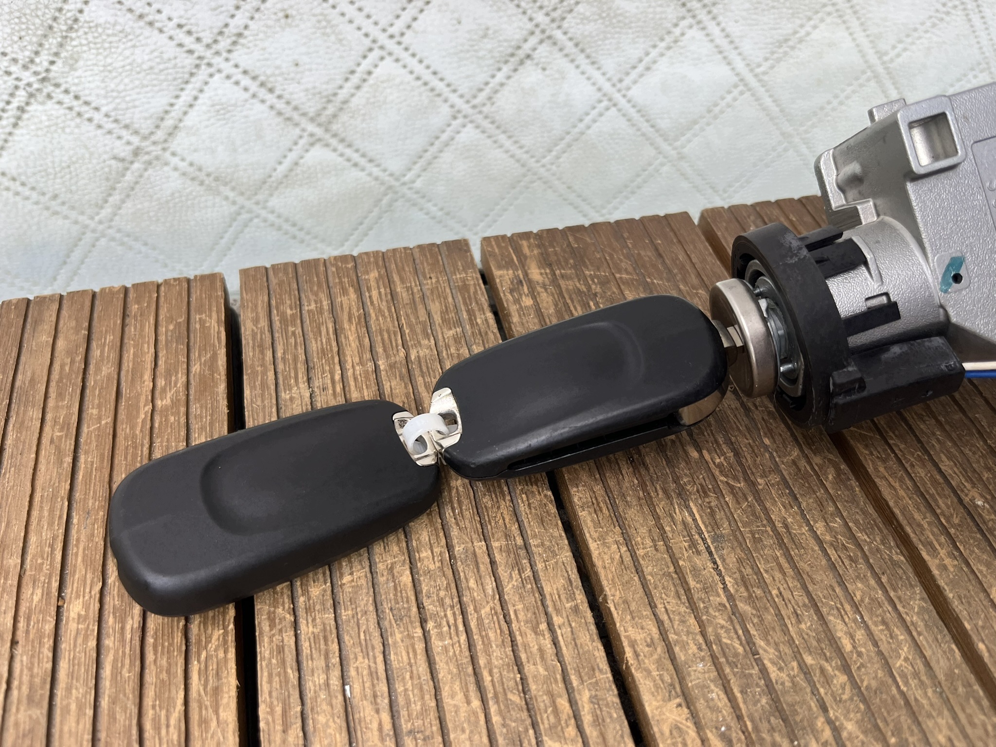 OPEL INSIGNIA B LIFT 20-22 ignition + 2 KLUCZYKI KOMPLET original