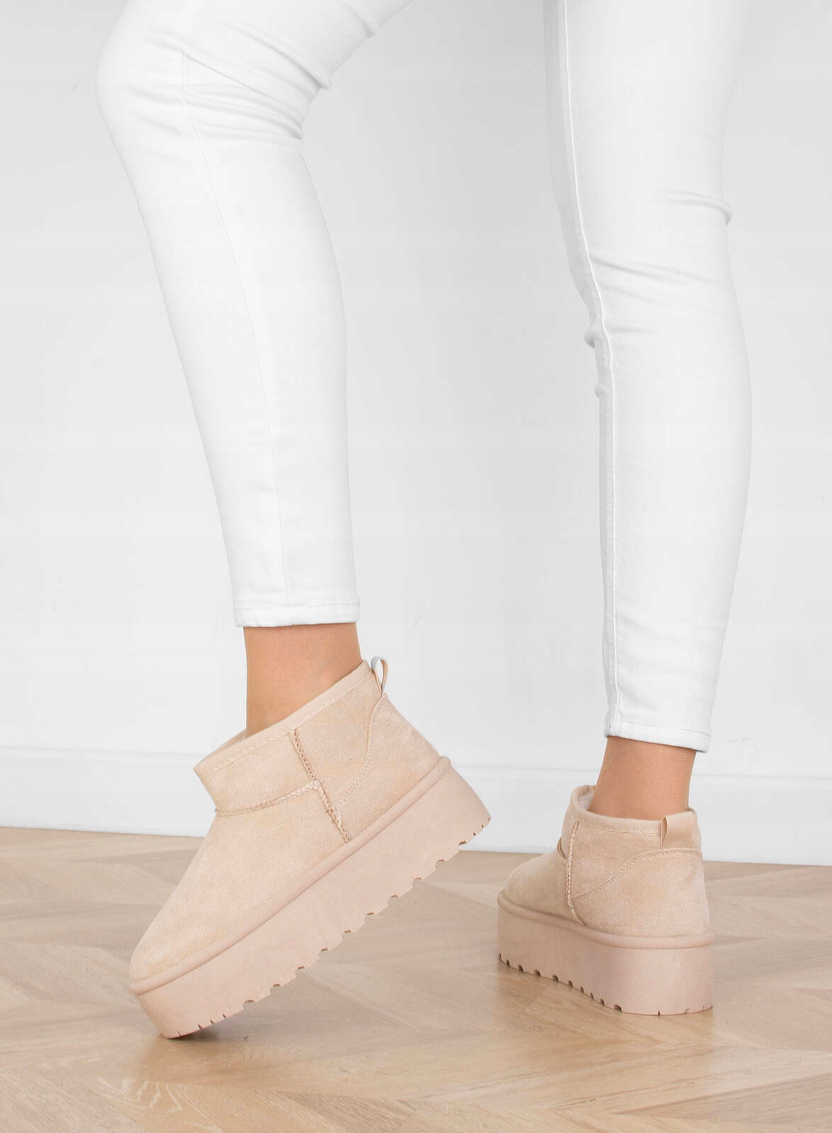 7781 BEŻOWE OCIEPLANE BOTKI ŚNIEGOWCE NA PLATFORMIE 39 Materiał podeszwy inny