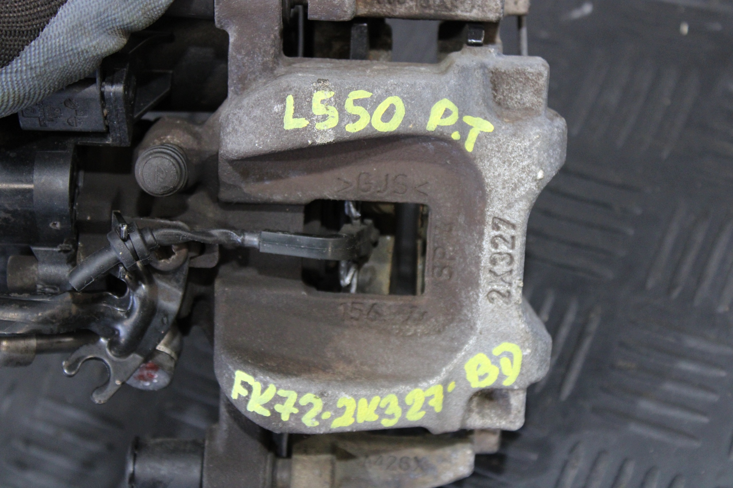 Bremssattel Bremse Sattel Brems- rechts heck FK72-2K327-BD LAND ROVER DISCOVERY SPORT L550