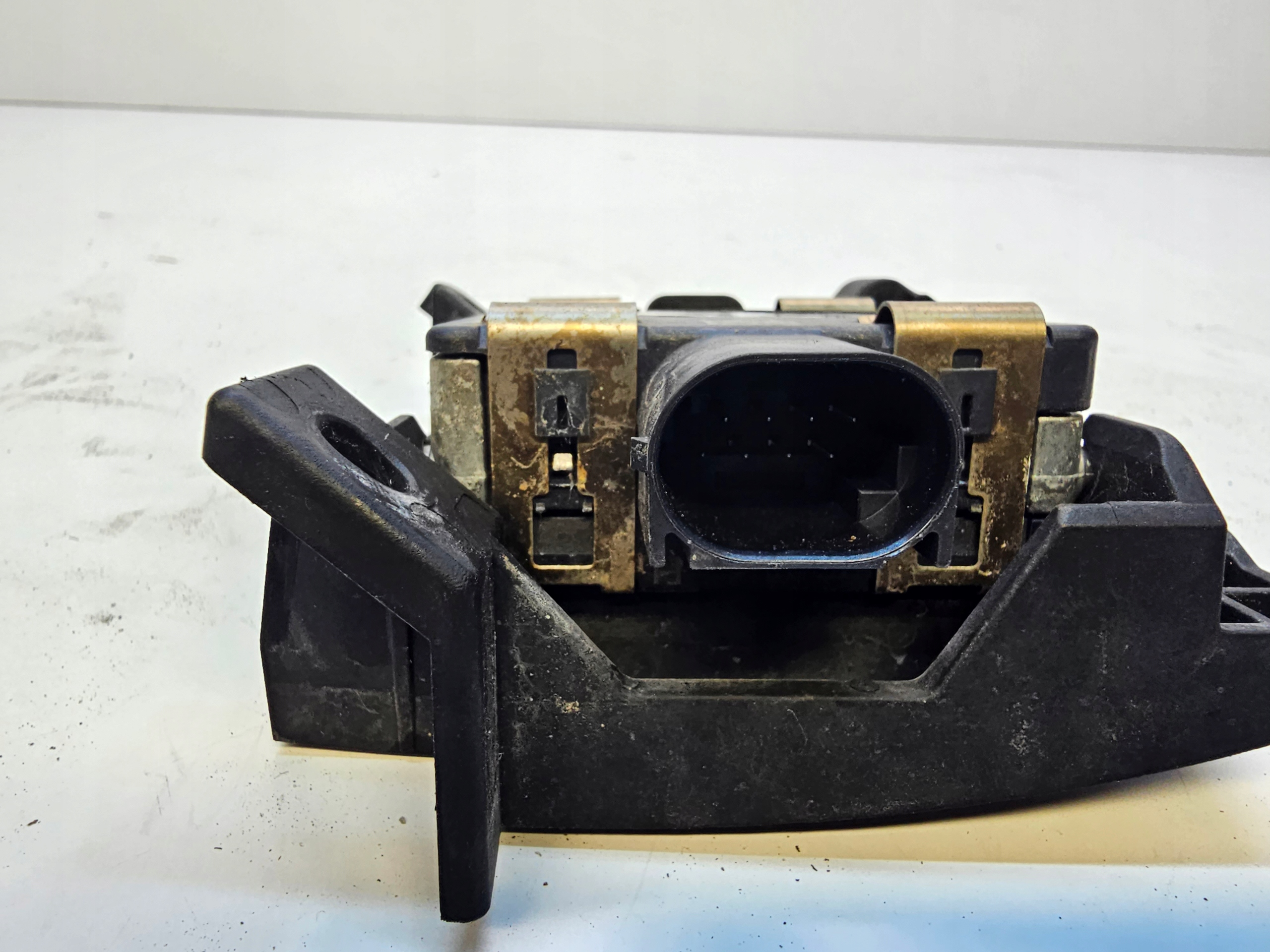 ASYSTENT changes supports RUCHU AUDI A4 B9 A5 Q7 4M 4M0907590B