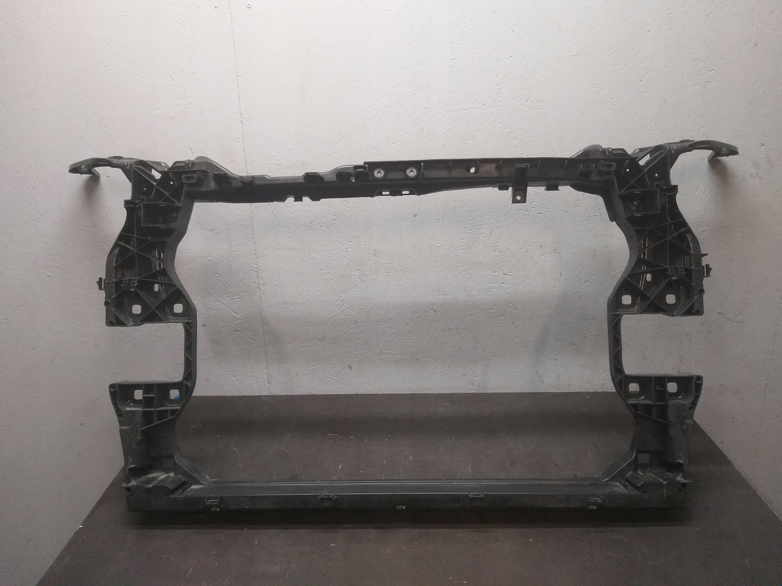 PAS PRZEDNI AUDI Q5 80A805594B