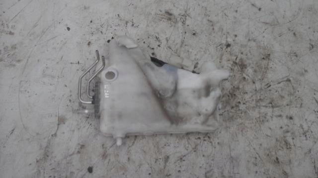 ZBIORNICZEK SPRYSKIWACZY PODGRZEWANY MERCEDES W211