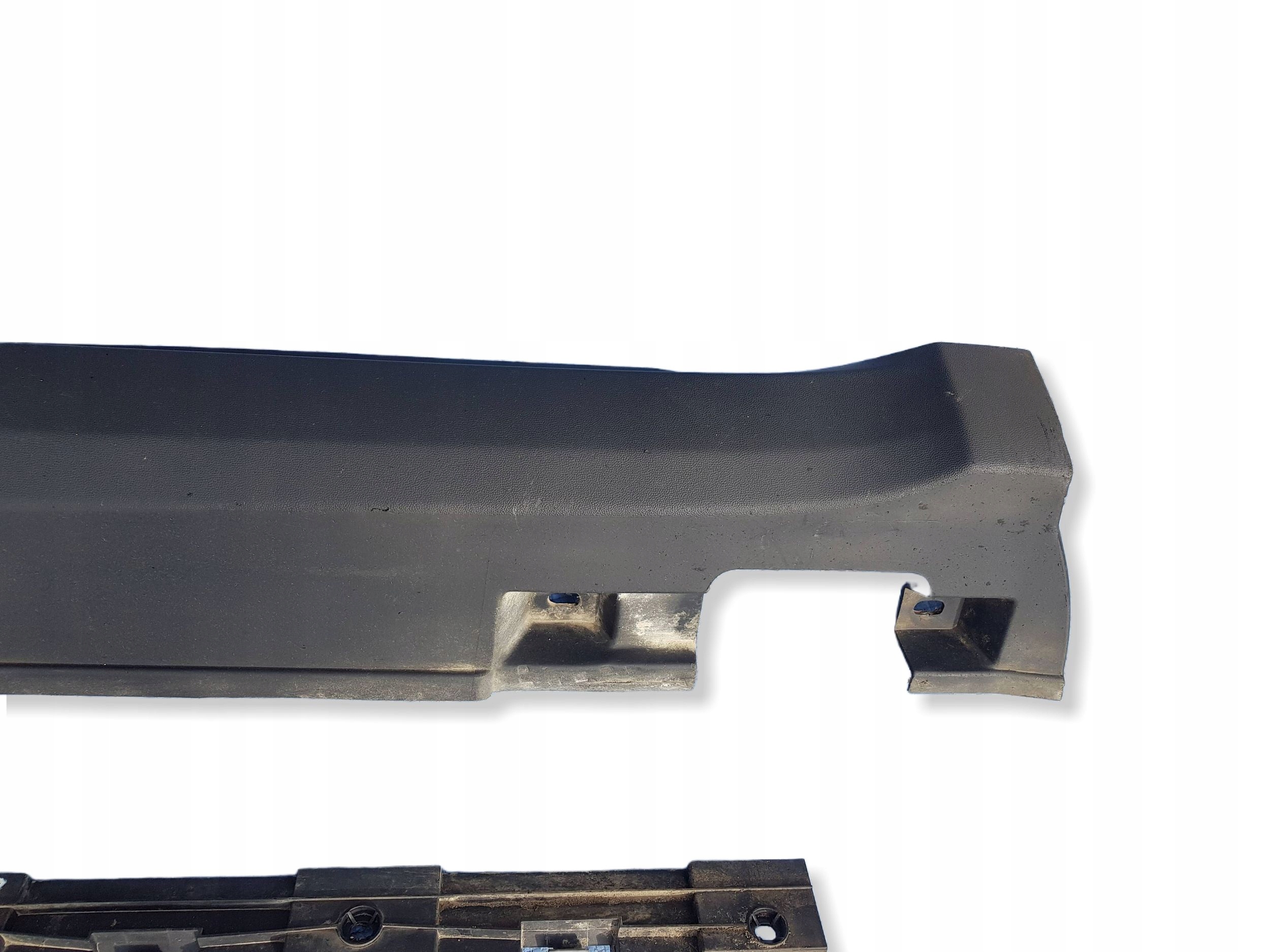 moulding cap threshold right MERCEDES X164 GL A1646980654
