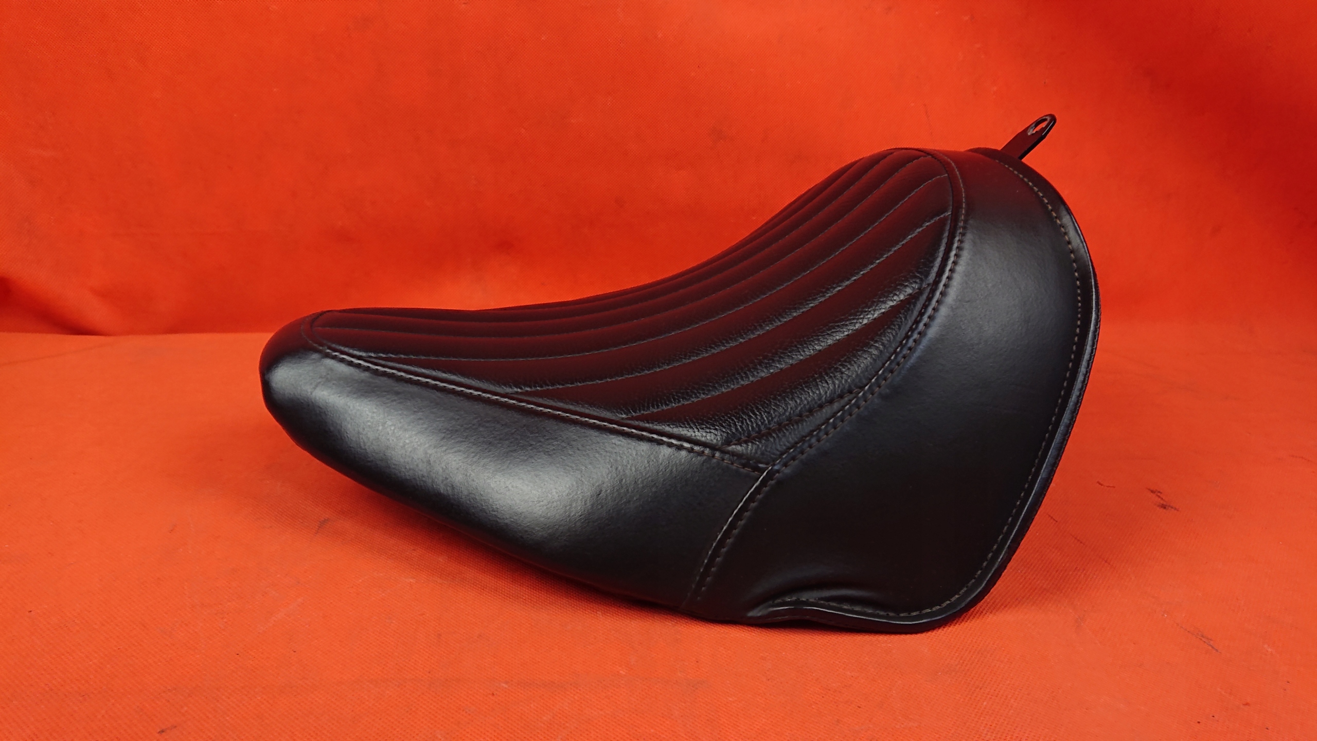 52000031A - HARLEY SOFTAIL SLIM BLACKLINE SOLO SEAT 11-17