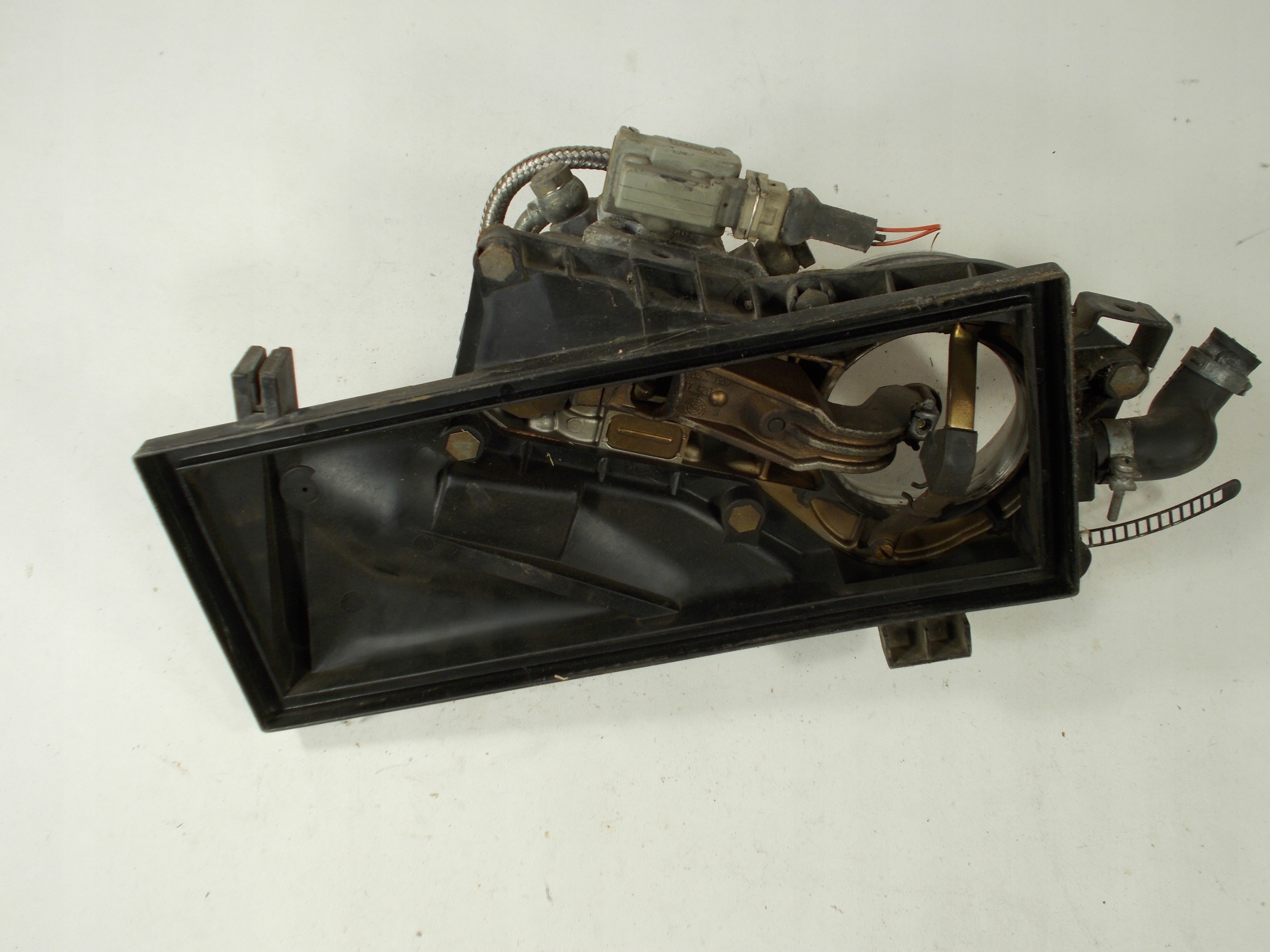 ROZDZIELACZ PALIWA VW AUDI 026133353 0438121011 Numer katalogowy części 026133353 0438121011