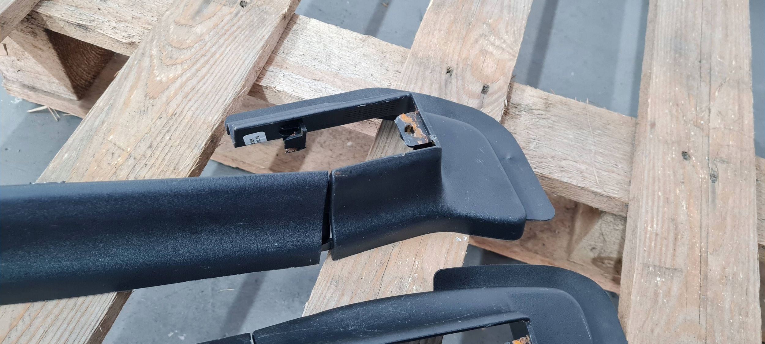 Chrysler Pacifica 2022 cover cap SZYN seat left front