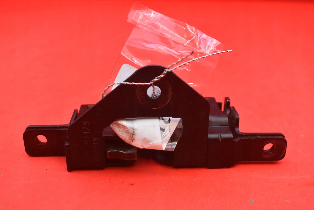 lock RYGIEL BURTY right 5124-8408964 BMW X5 E53 99-03
