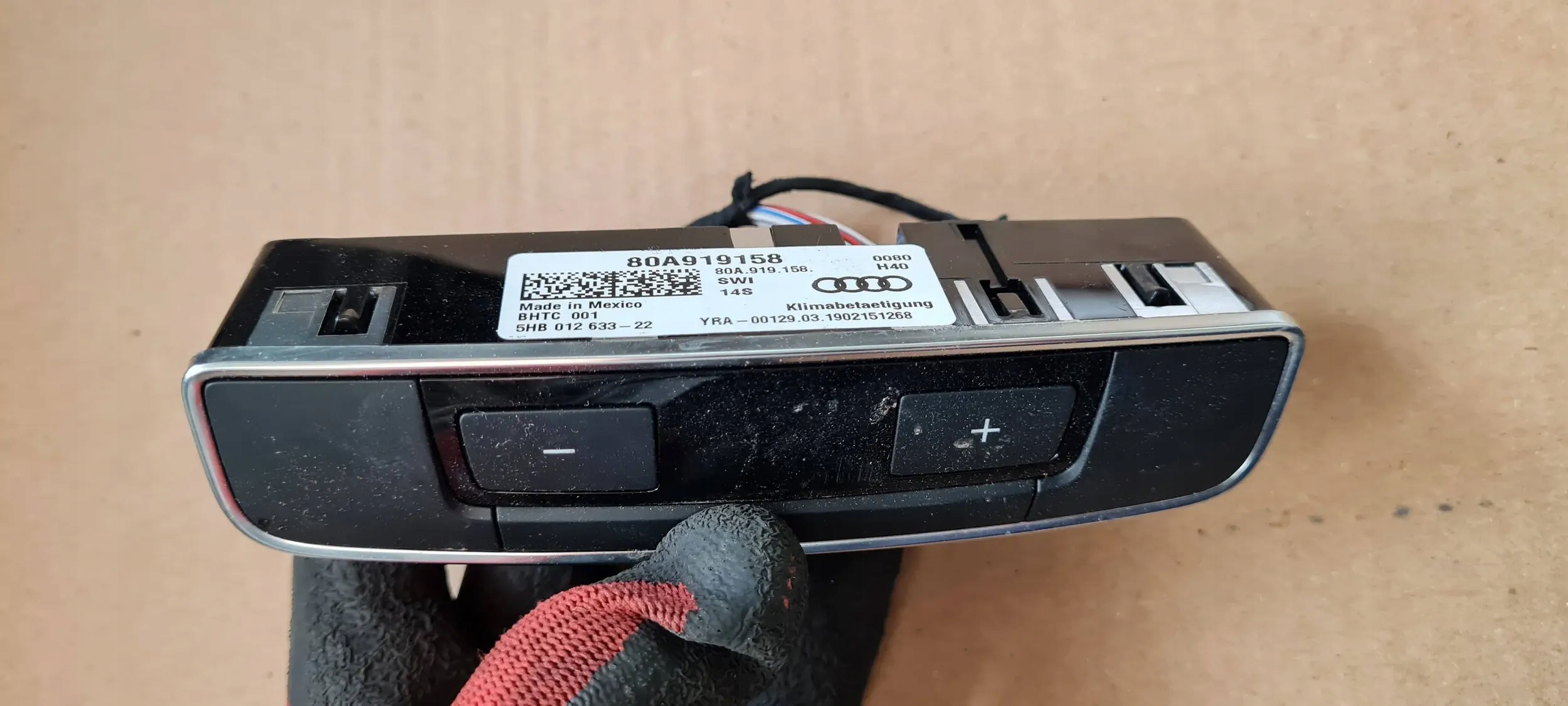 Q5 80A PANEL klimatizaci klími záď 80A919158