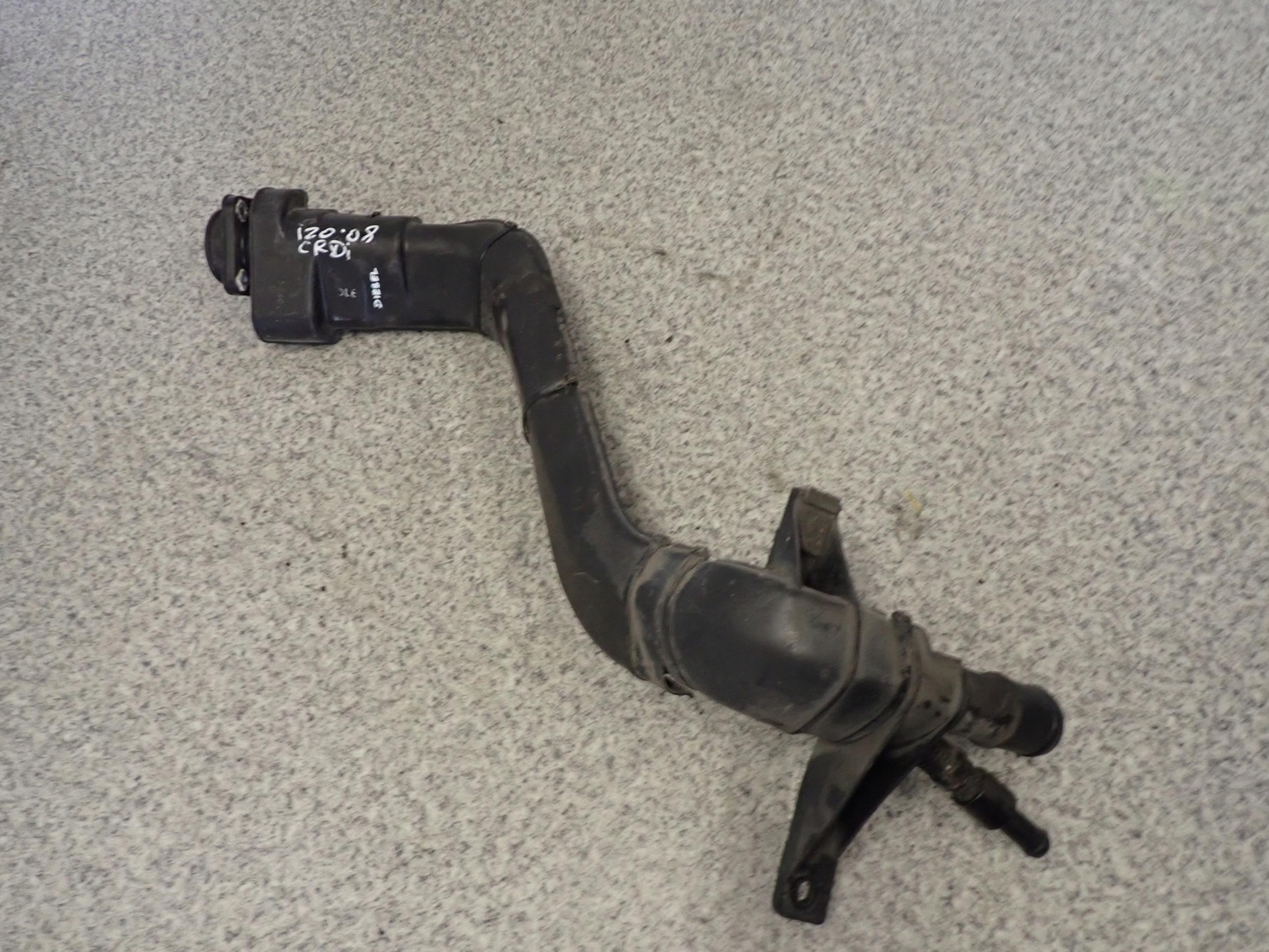 HYUNDAI i20 1.4d 08-12 RURA WLEWU PALIWA Producent części Hyundai OE