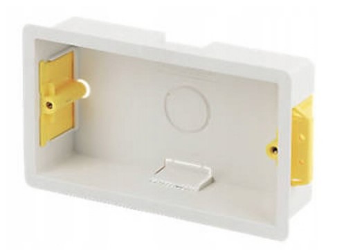

Puszka podtynkowa 86x146 x36 mm płytka Uk
