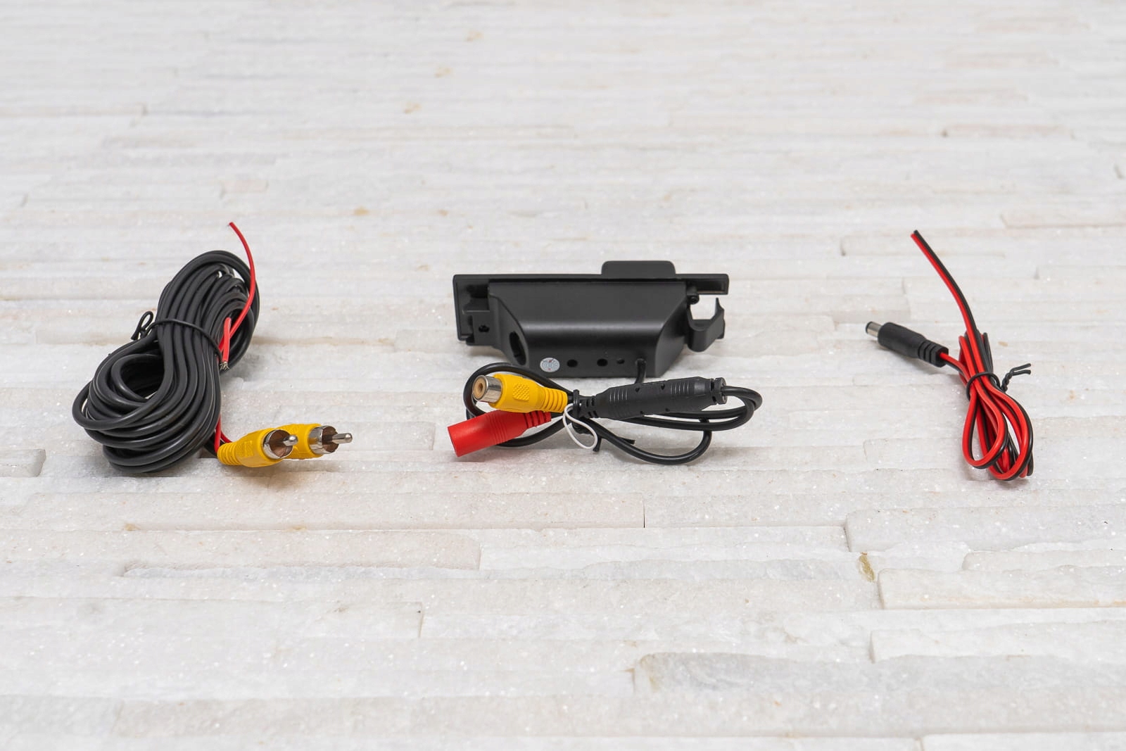 OPEL ASTRA J 2009-2015 KAMERA COFANIA Z LAMPĄ EAN (GTIN) 5905226105506