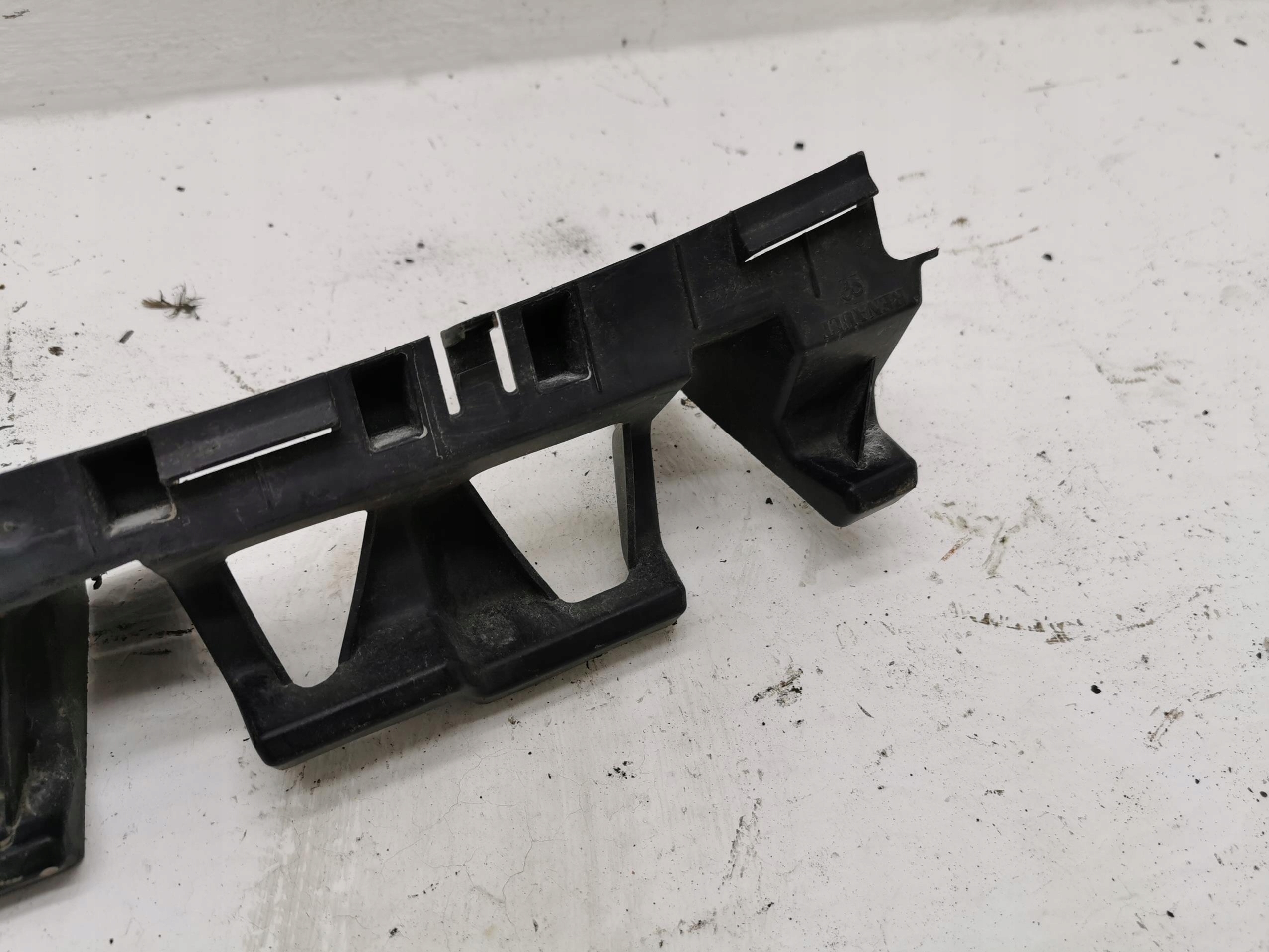 bumper bracket rear RENAULT MEGANE II 8200074445