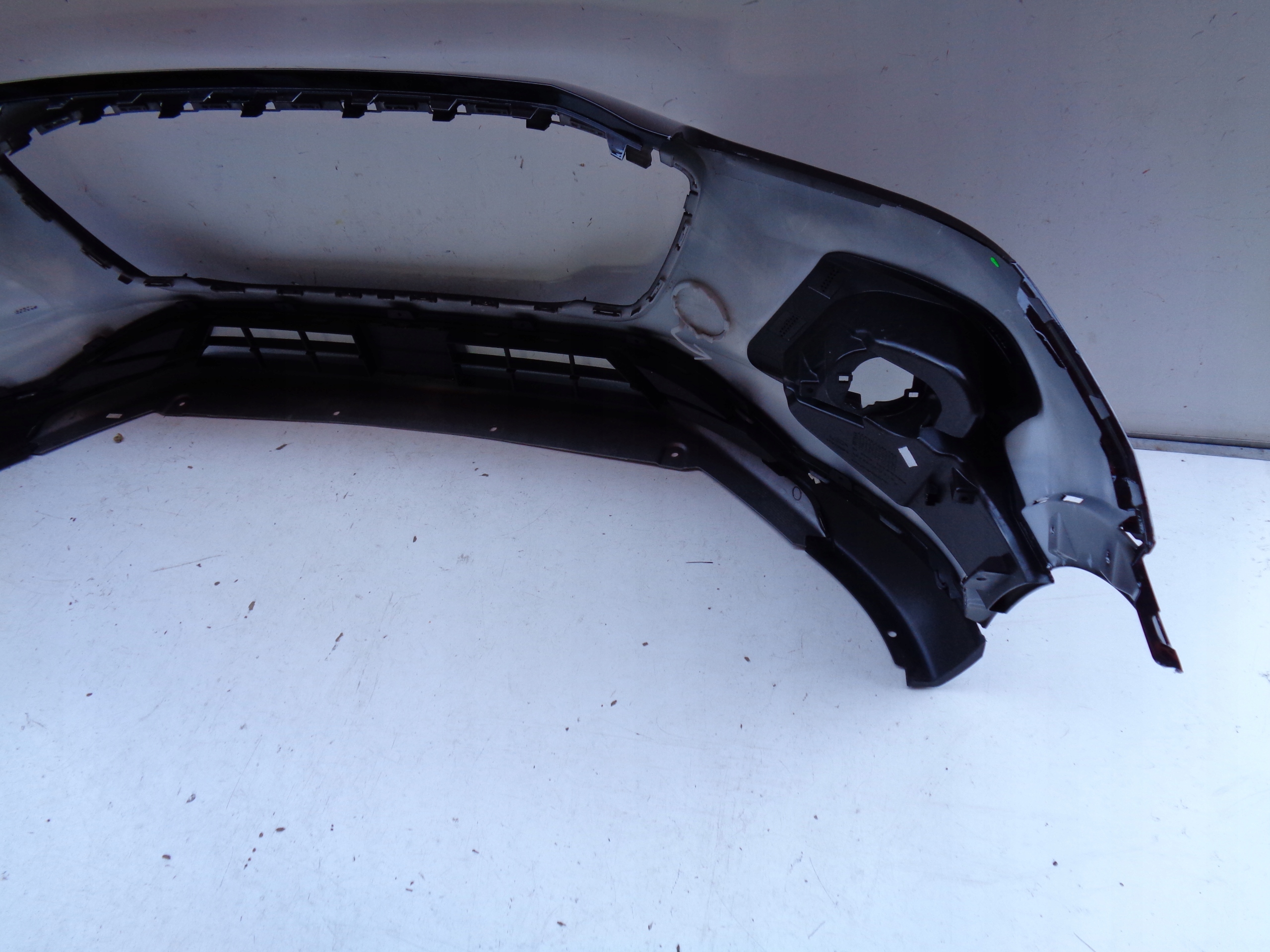 FRONTSTOSSSTANGE FORD PUMA 19- NR 36728
