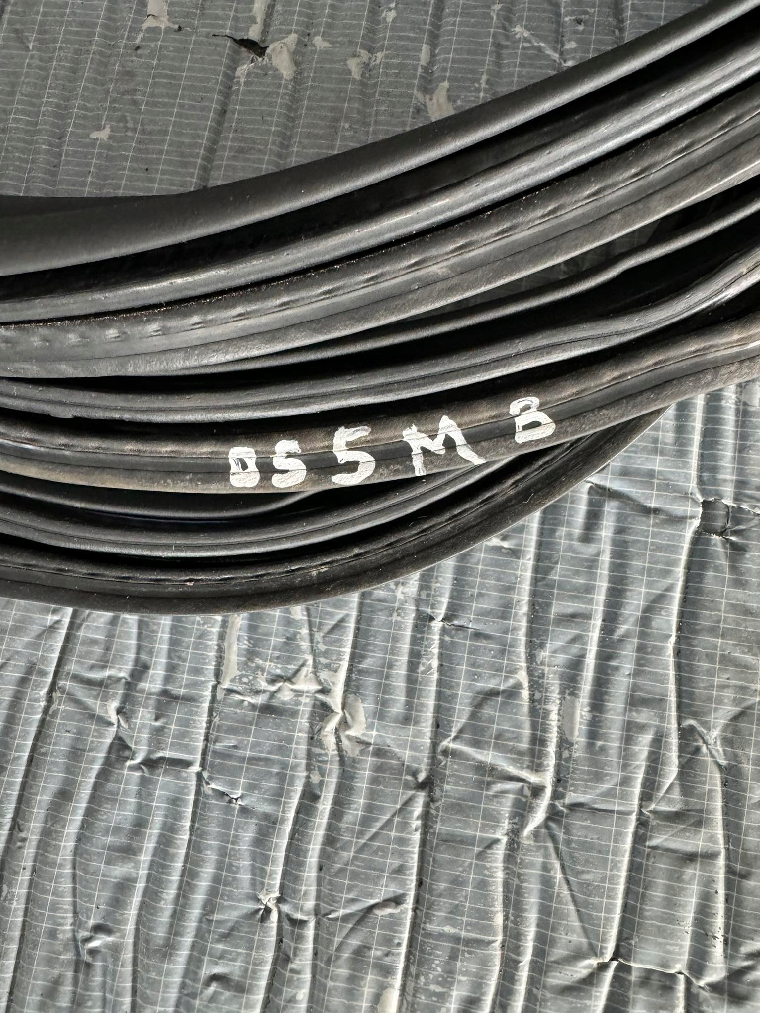 USZCZELKA KLAPY BAGAŻNIKA CITROEN DS5 Producent części Citroen OE