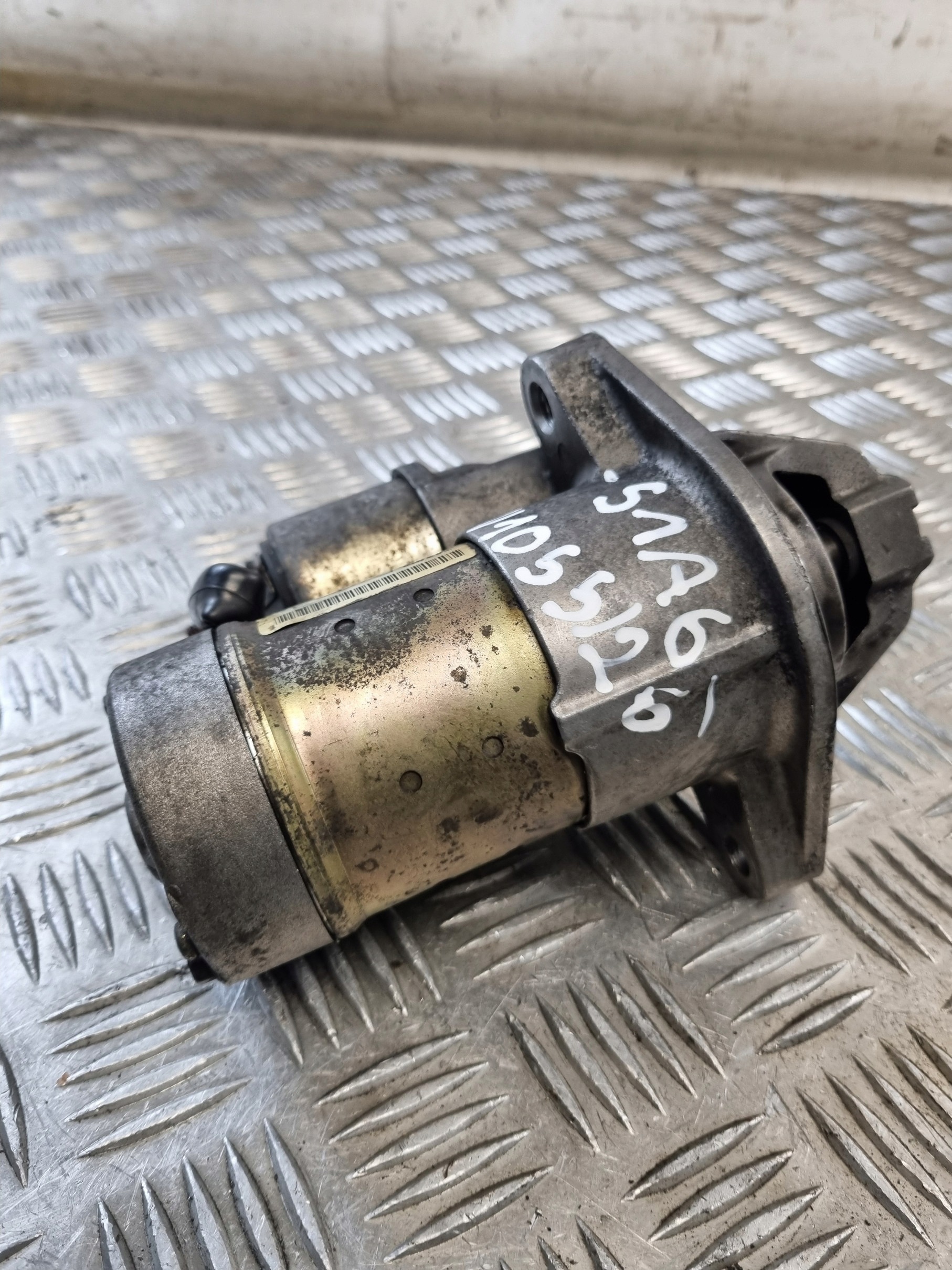 moteur du démarreur OPEL ASTRA H 1.7D