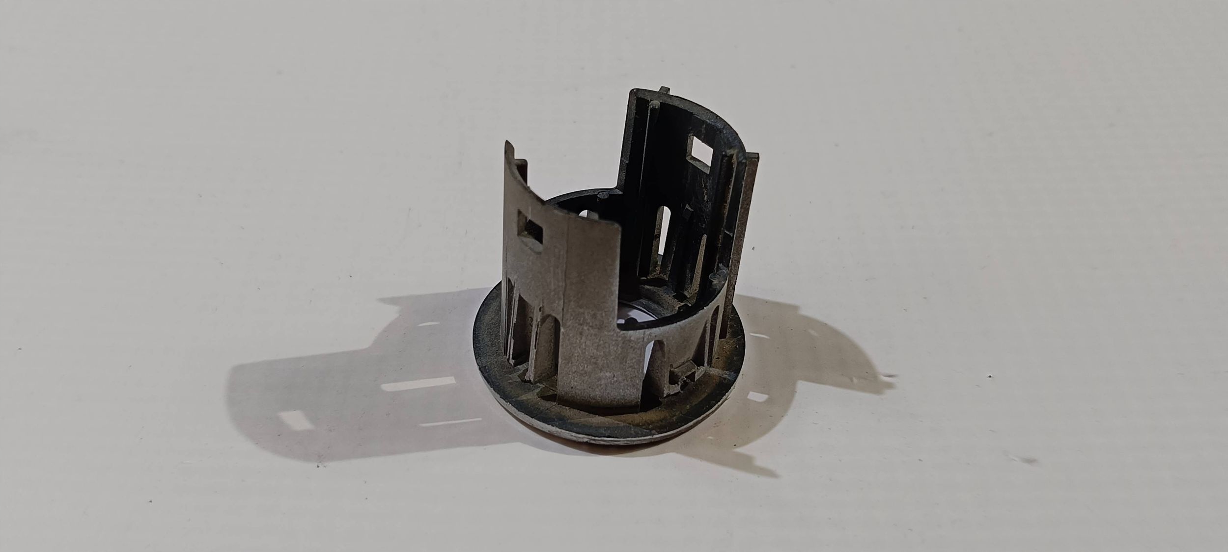 Koszyk Halter Halter des Sensors Parken PDC heck Dodge Ram 2013-2018