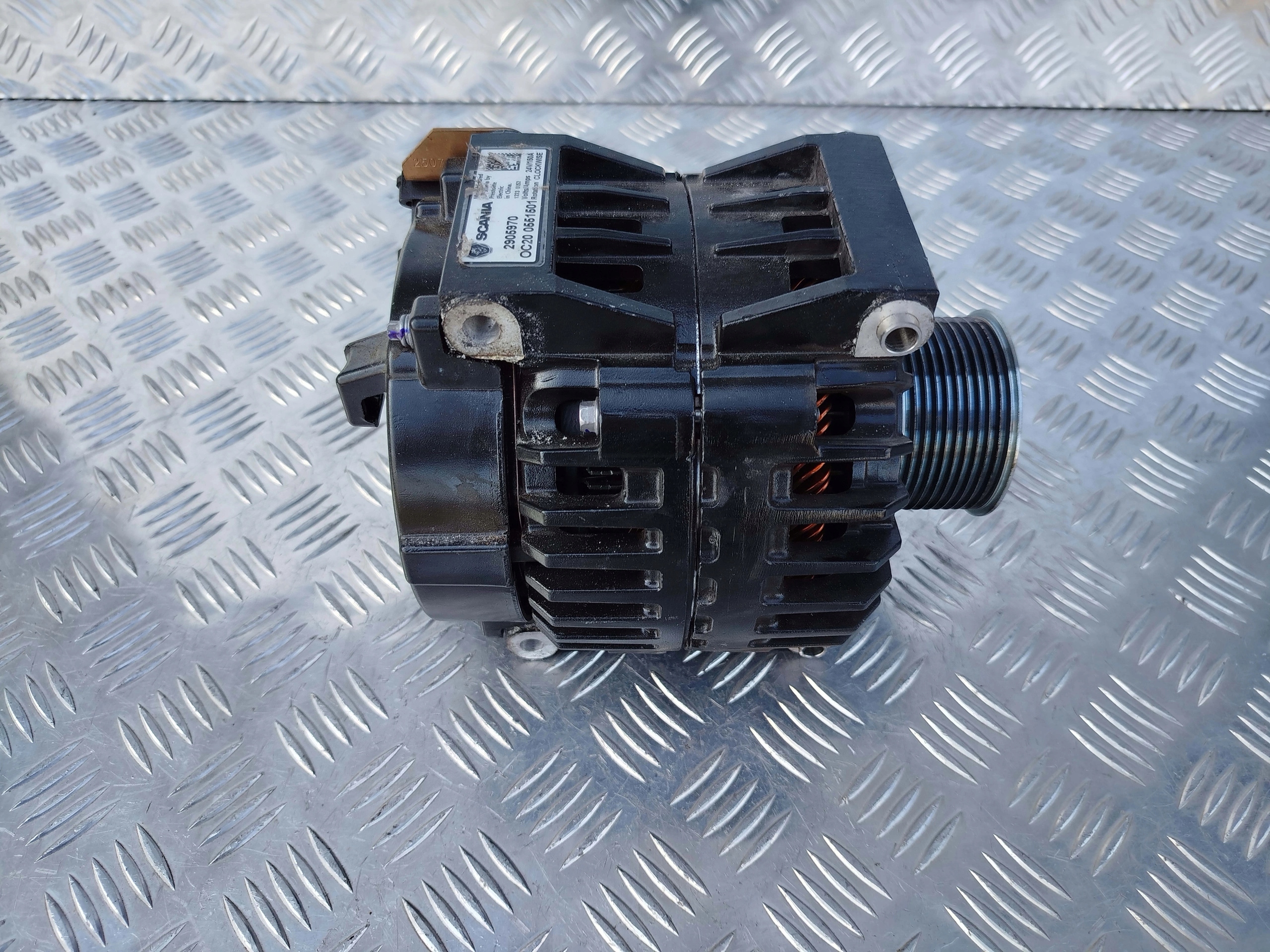 ALTERNATOR 24V 150A AMPER SCANIA Producent części Scania OE