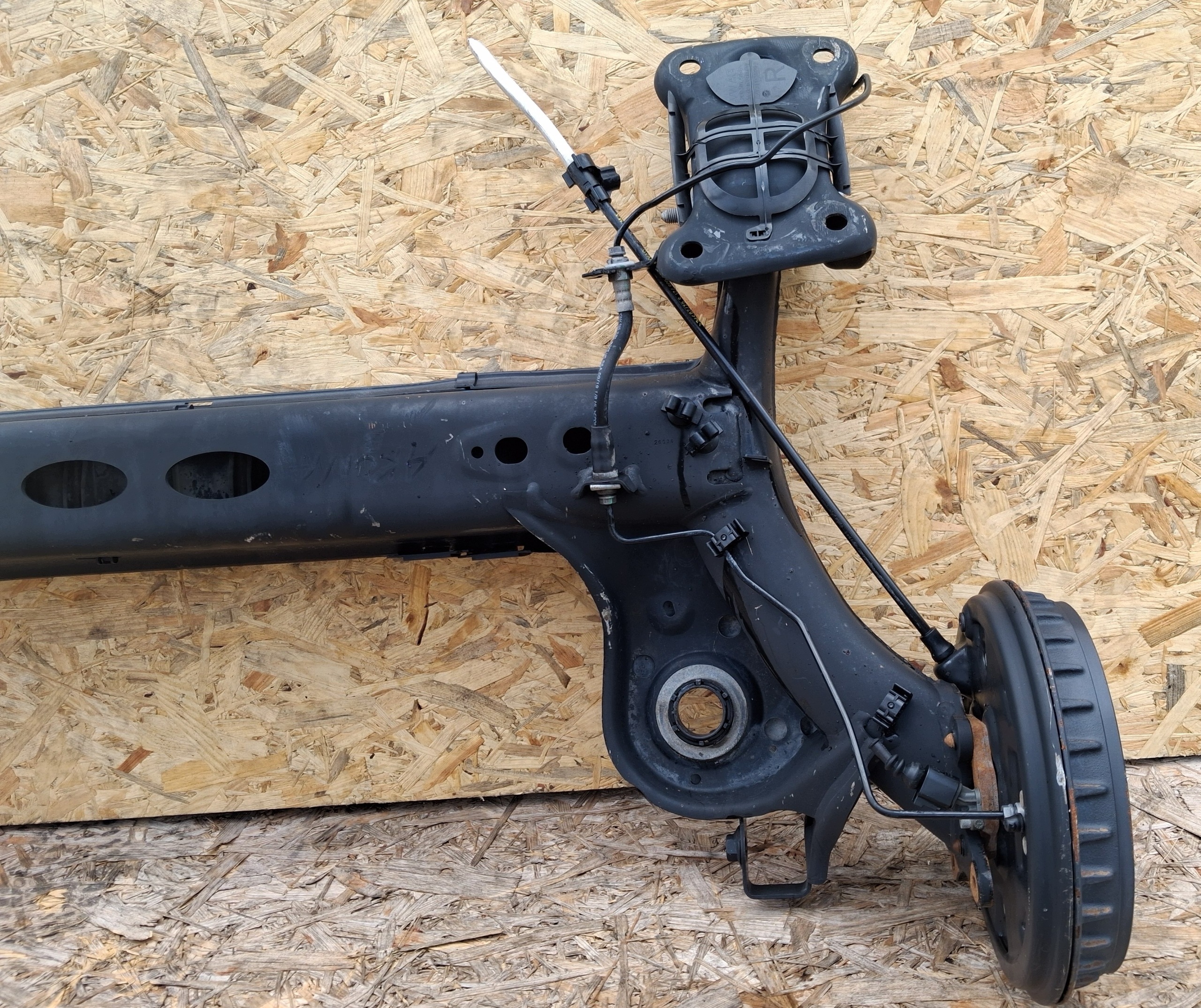 sider rear sususpension rear. ARONA POLO 18