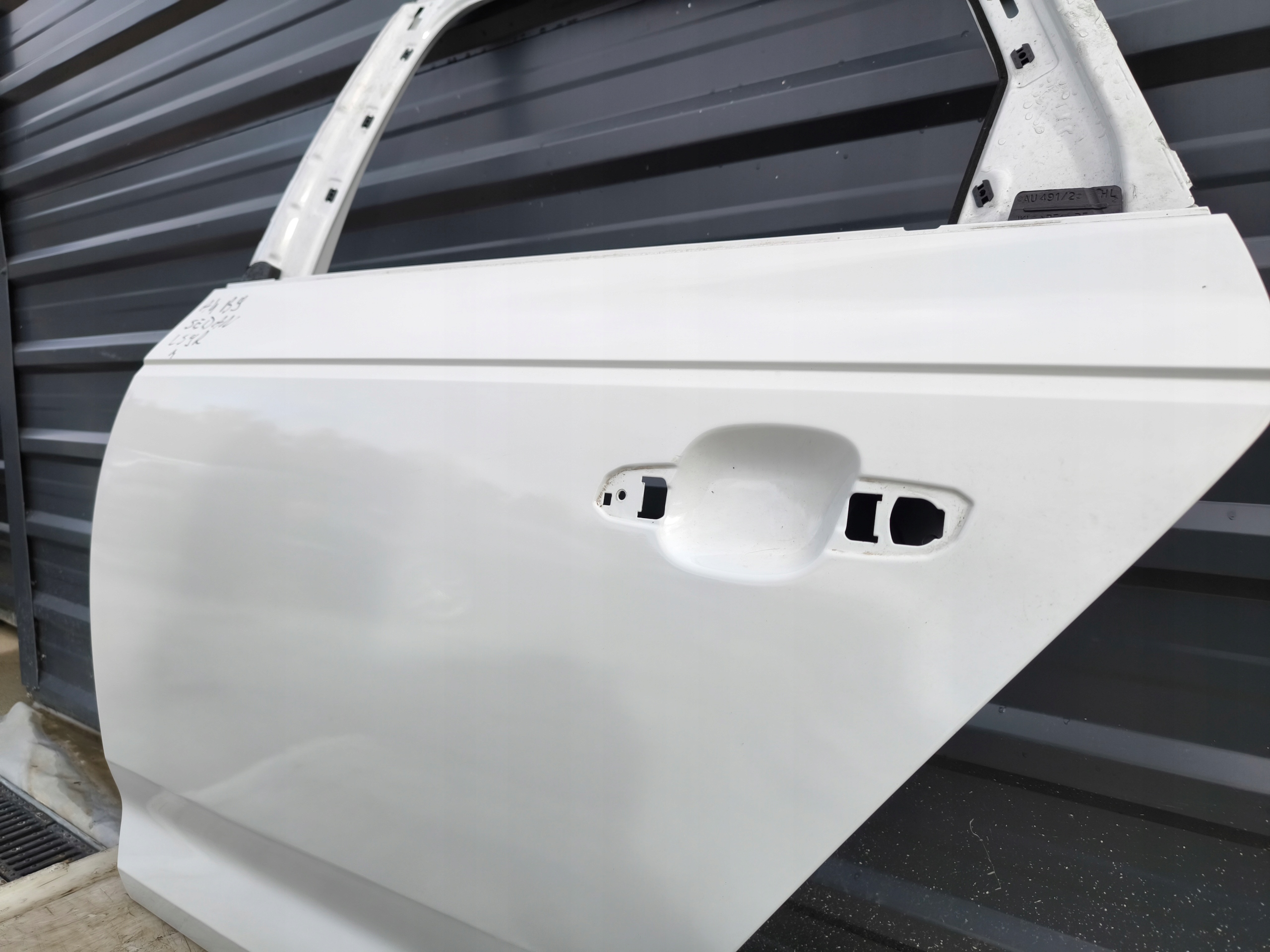 Tür links heck AUDI A4 B9 LS9R Sedan vor LIFT !!!