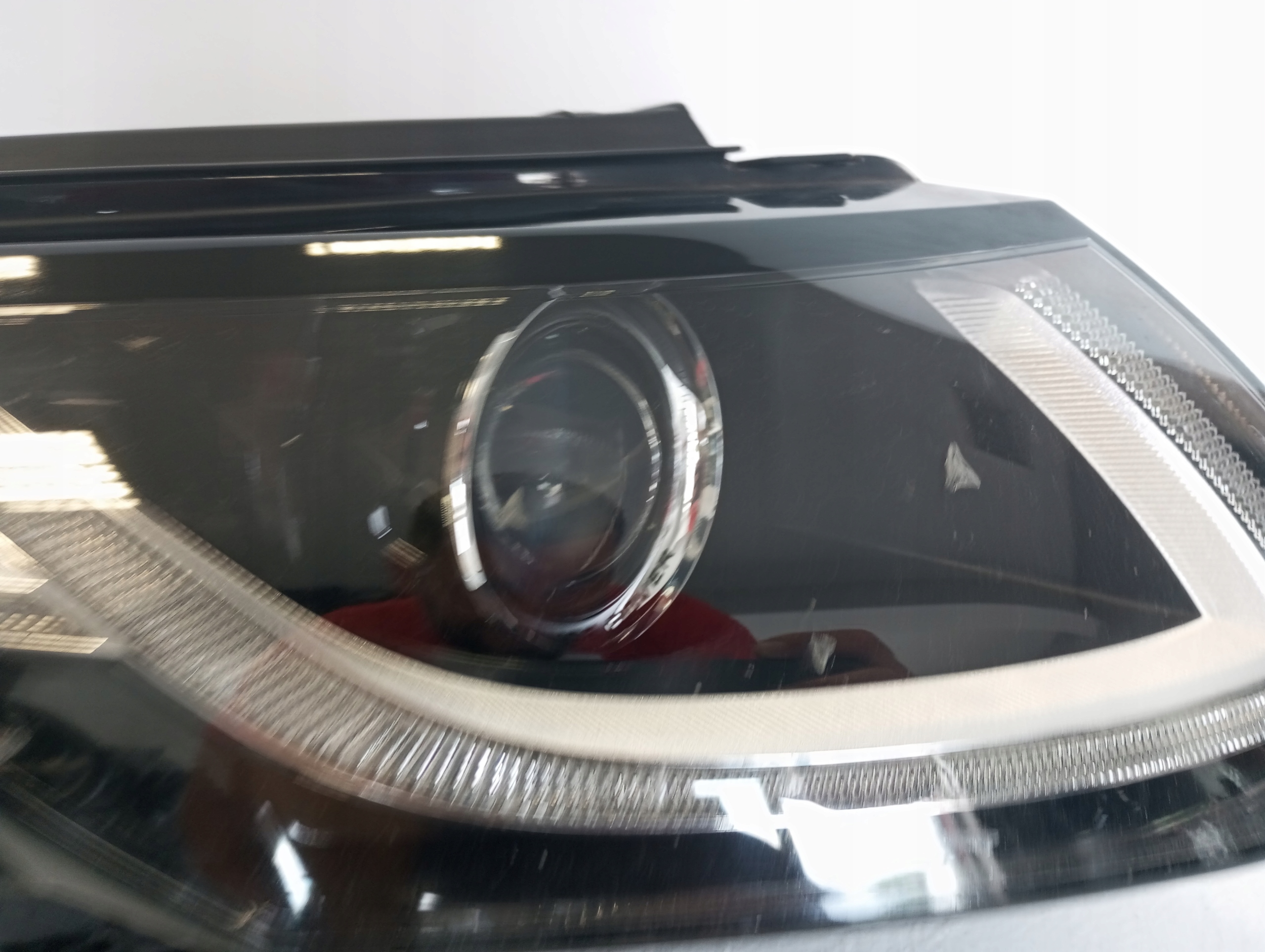 light BIXENON RANGE ROVER EVOQUE and LIFT GJ32-13W029-EC right