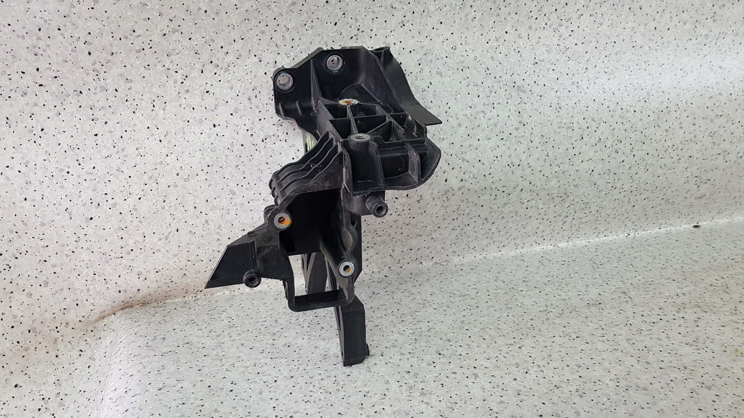 MERCEDES E KLASA W213 OKULAR console holder lights left front 9996