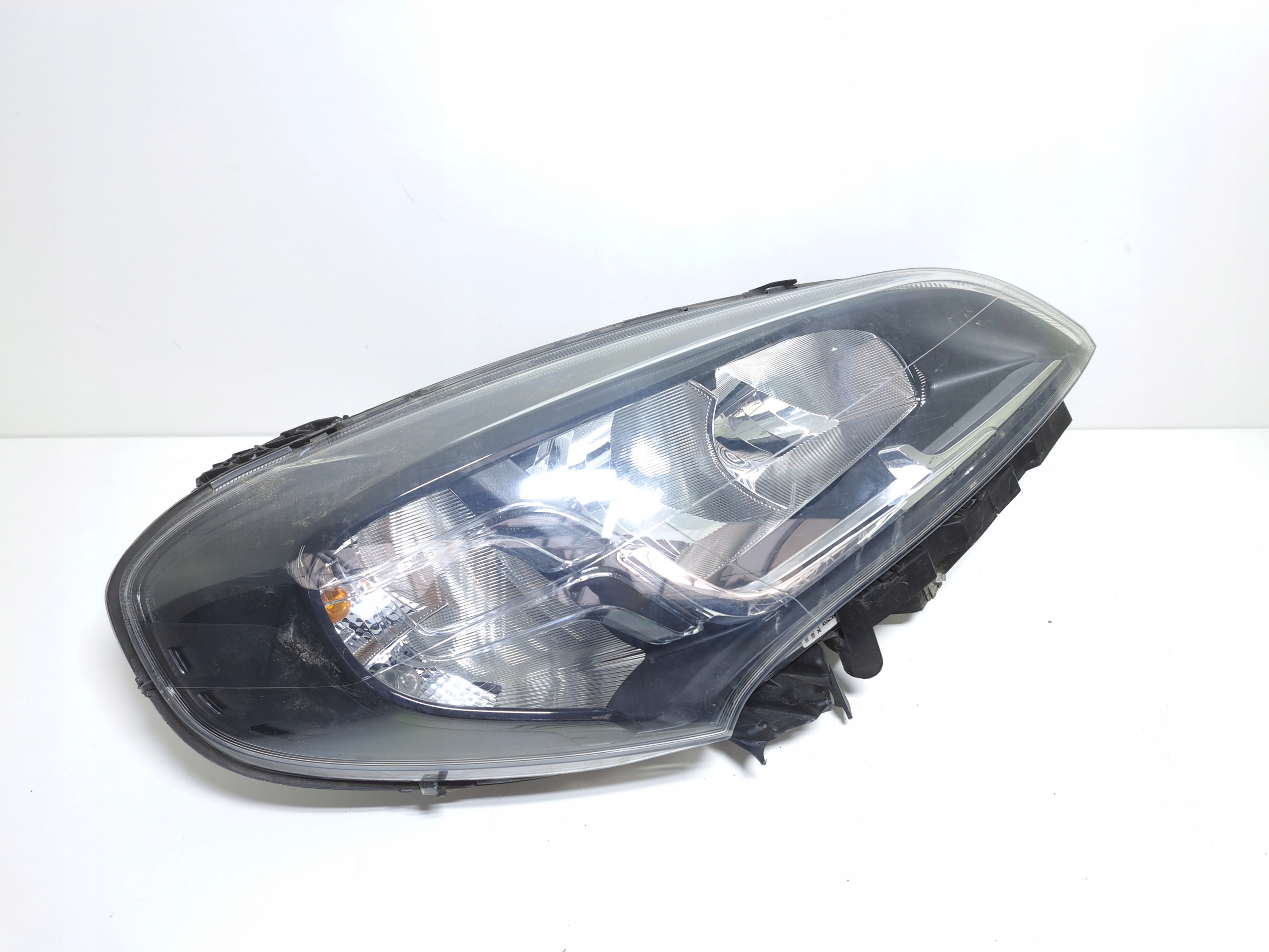 FIAT DOBLO II LIFT LAMPA REFLEKTOR PRZOD PRZEDNI PRAWY 521094560 Numer katalogowy części 521094560 , AUTOROB22