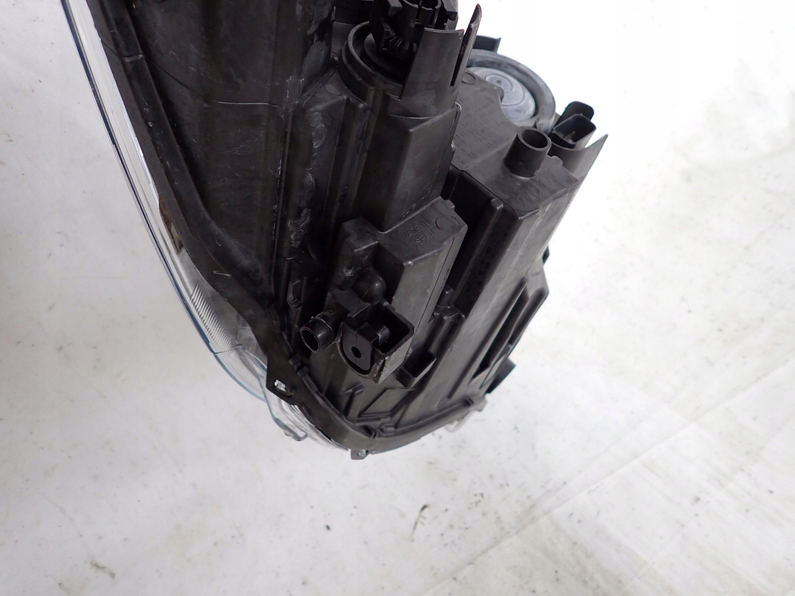 FORD KUGA III 19- light left front front FULL LED LV4B-13E015-CA