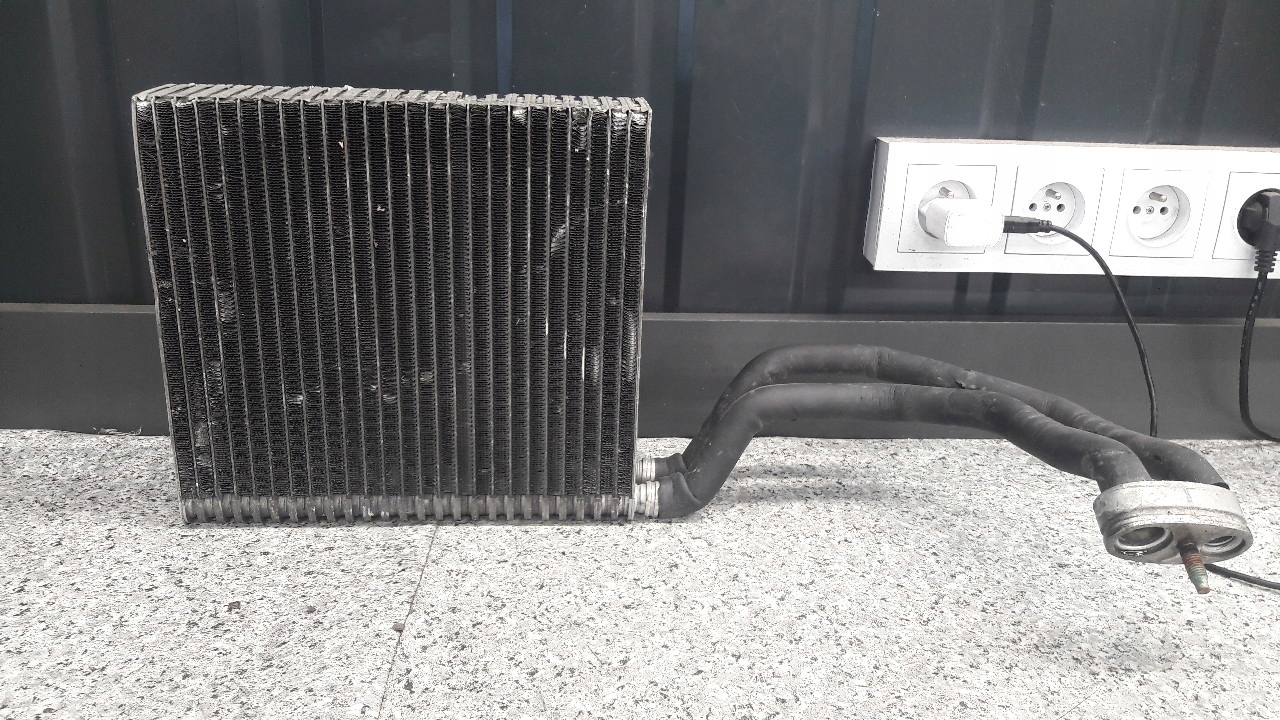 8e1820103 parownik klimatyzacji audi a4 b6 2.0