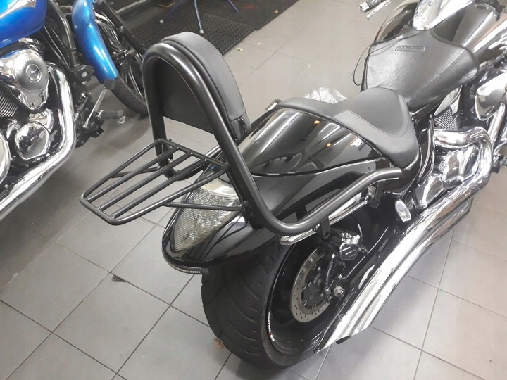 Спинка пассажира SUZUKI VZR 1800R M109R