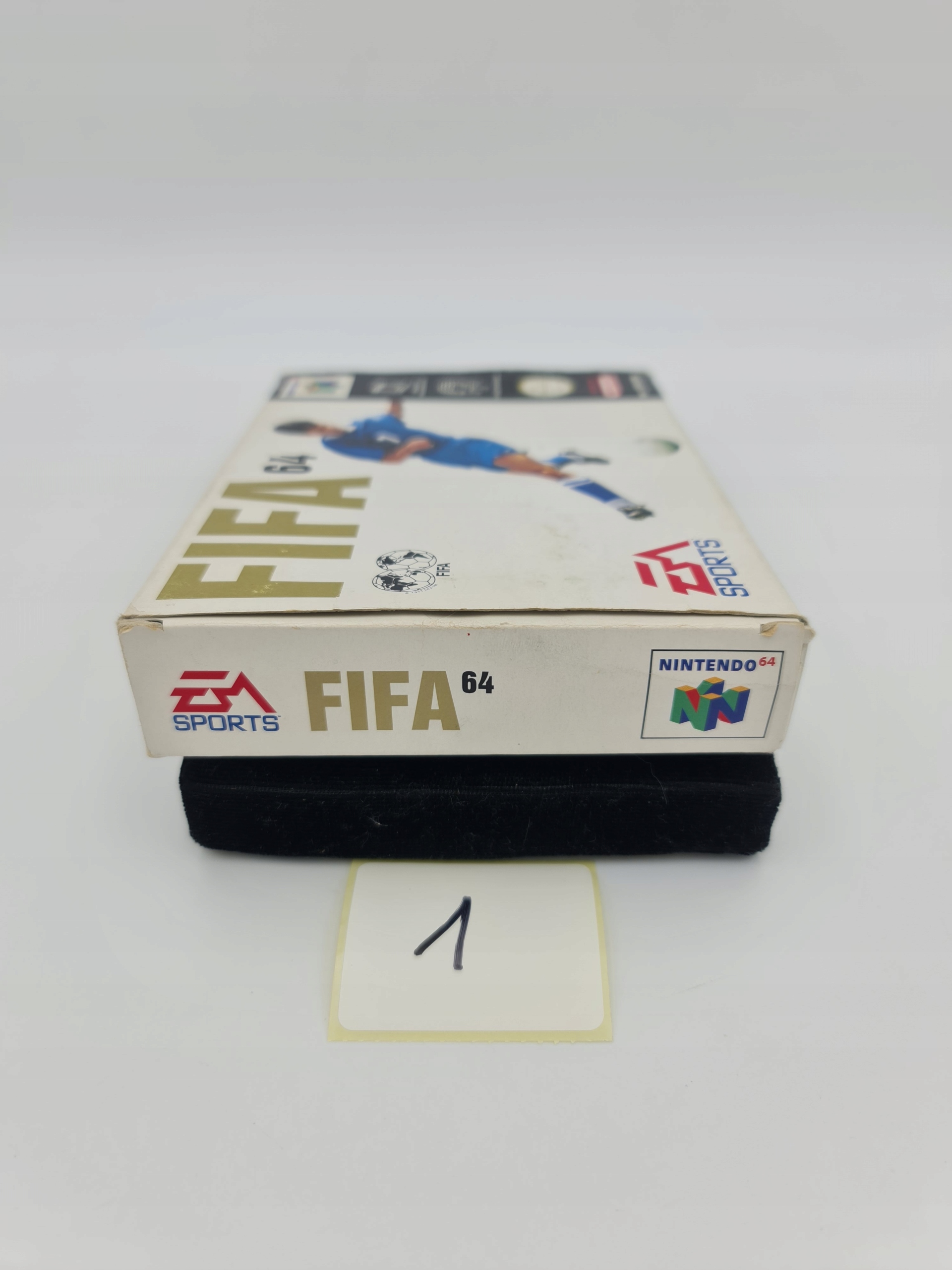 NINTENDO 64 FIFA 64 KARTON BOX Wersja językowa Angielska